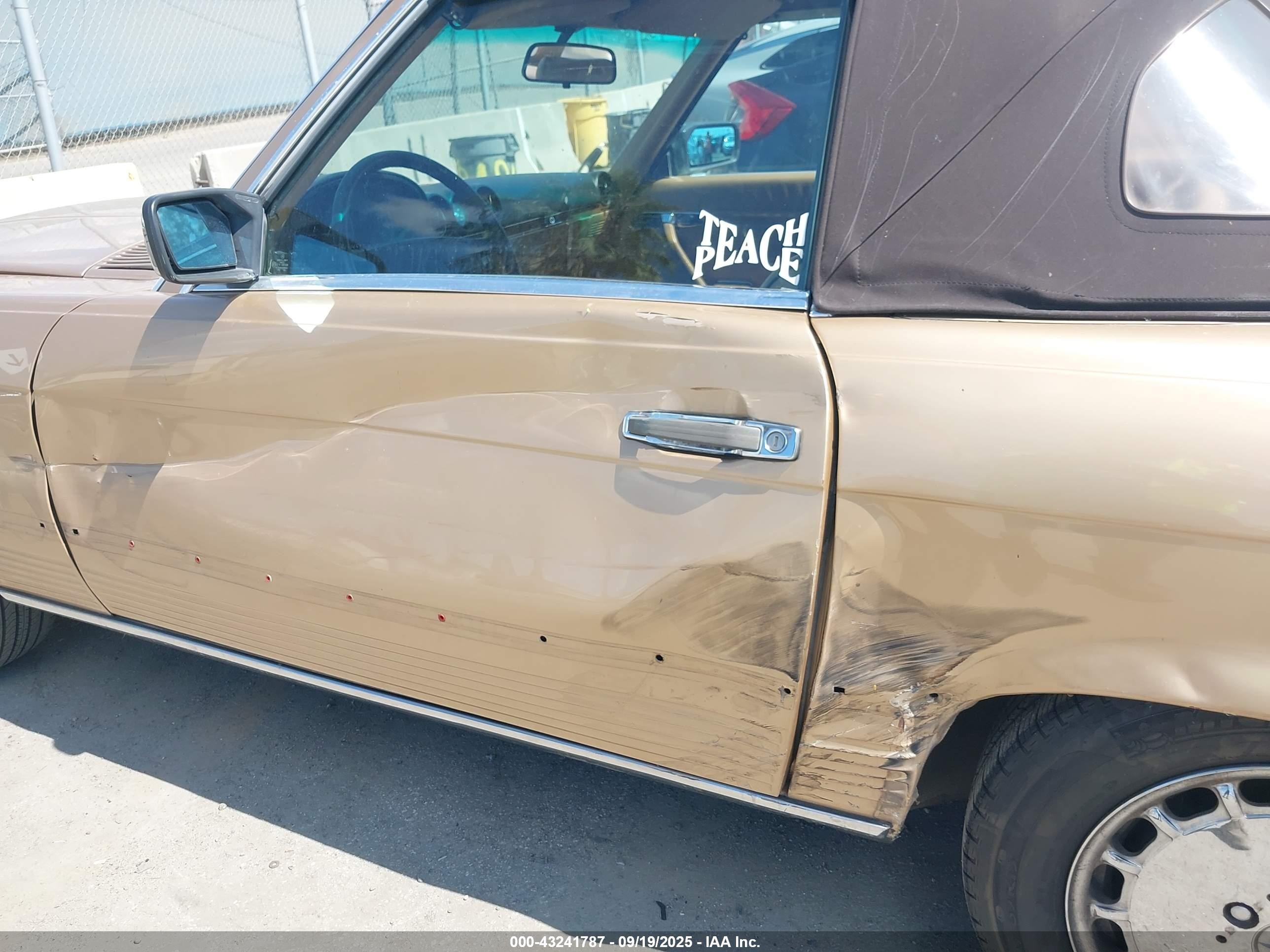 1988 Mercedes-benz 560 Sl Золотой vin: WDBBA48D7JA076460