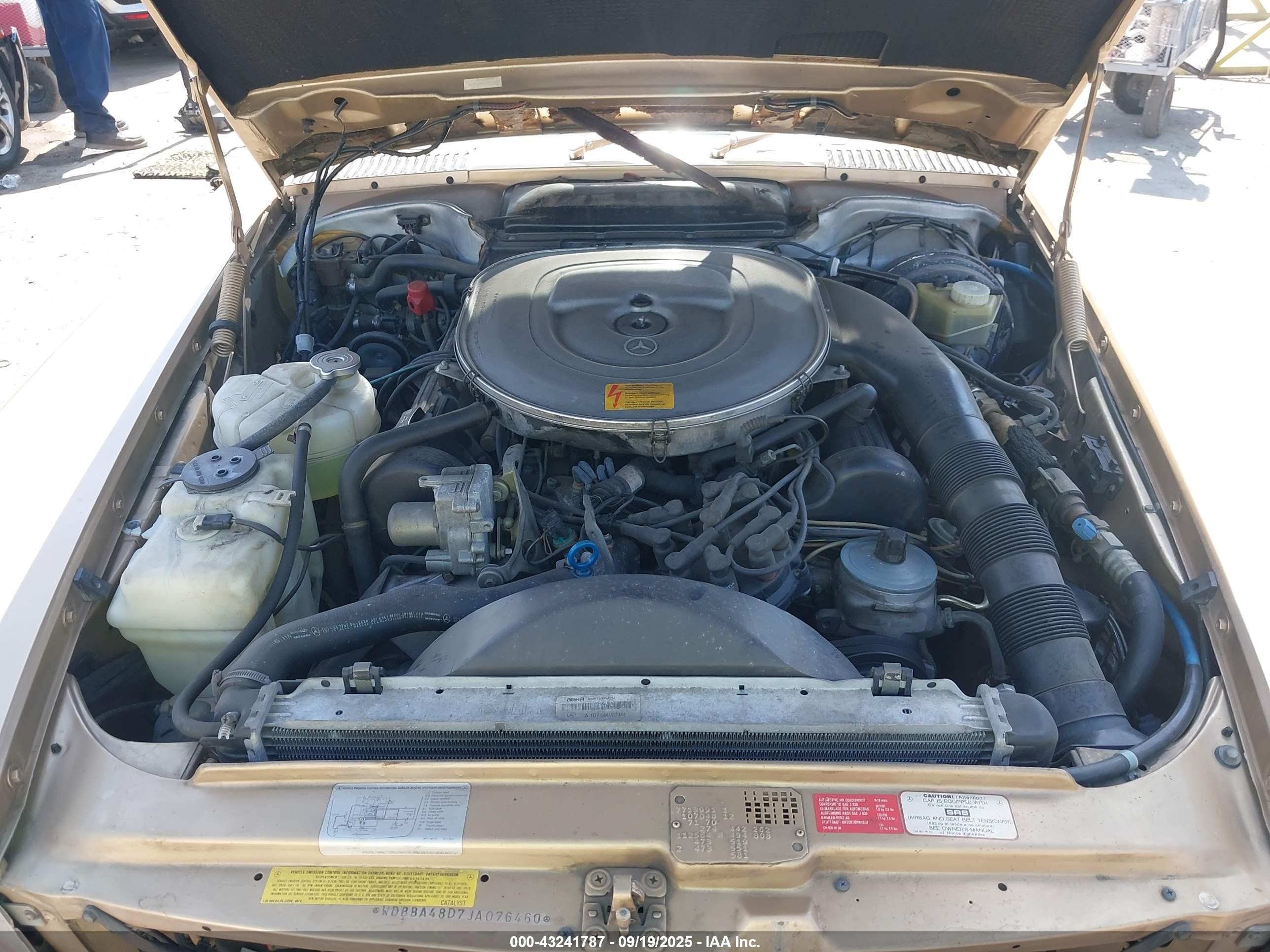 1988 Mercedes-benz 560 Sl Золотой vin: WDBBA48D7JA076460