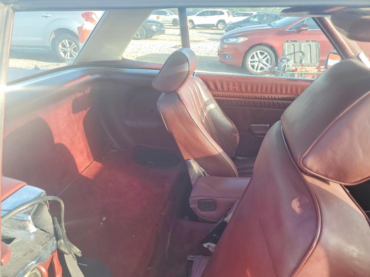 1988 Mercedes-benz 560 Sl Серебряный vin: WDBBA48D7JA085529