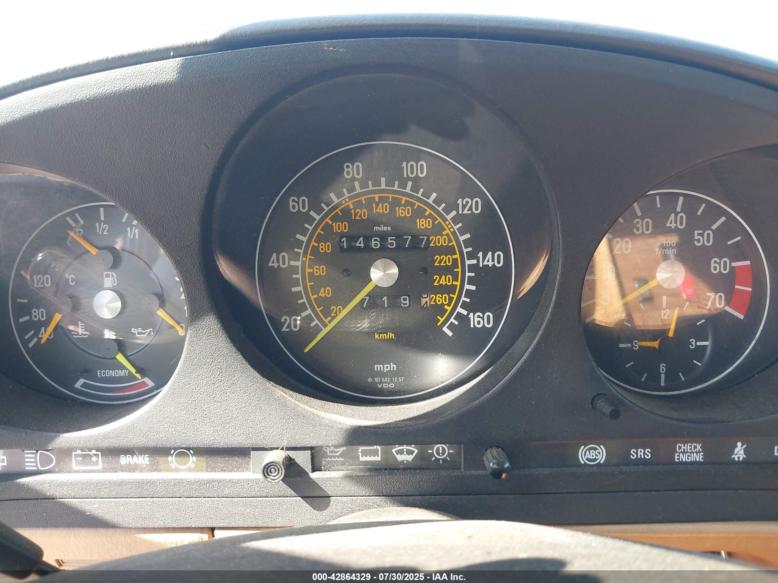 1988 Mercedes-benz 560 Sl Beige vin: WDBBA48D7JA089340