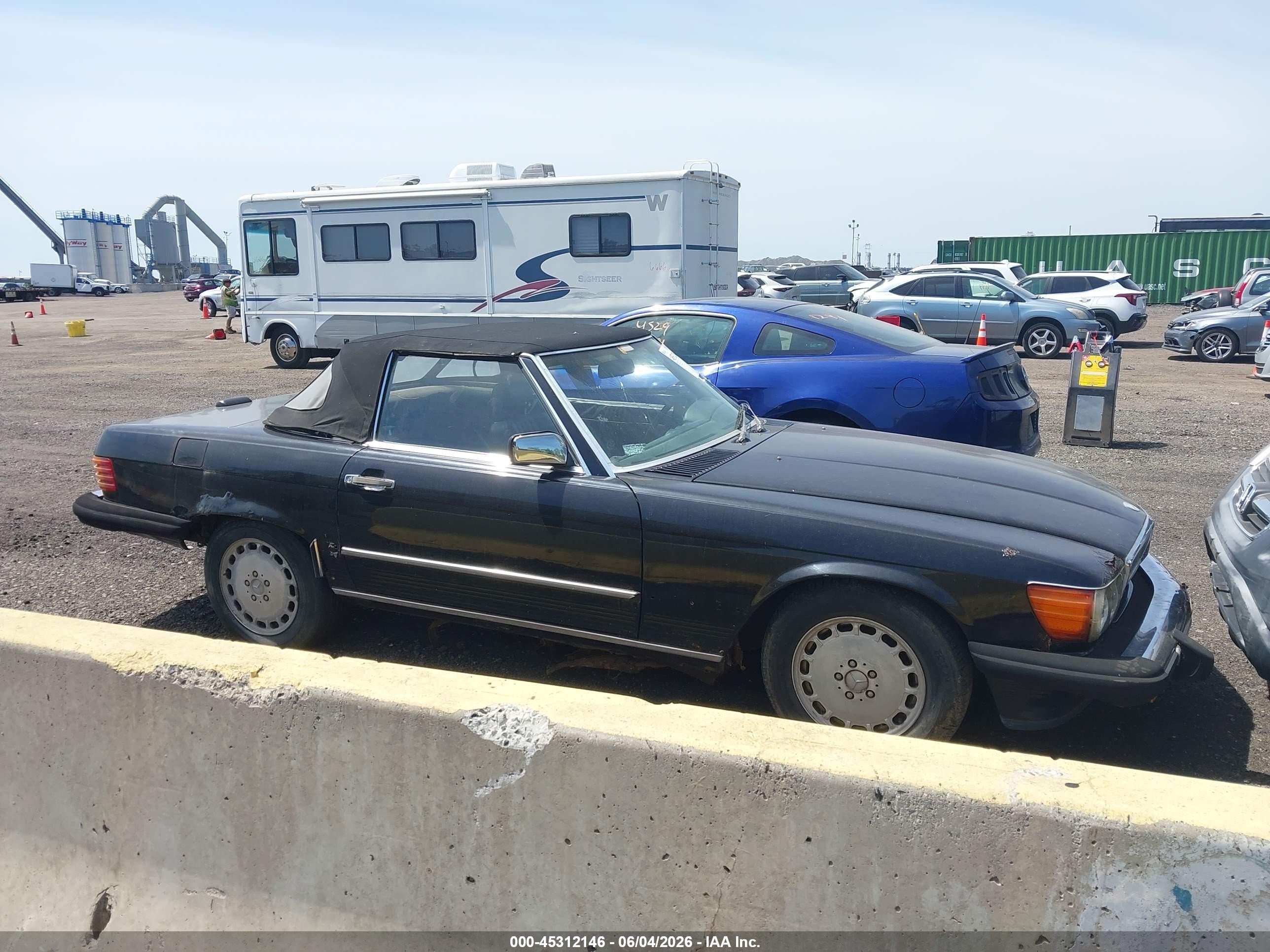1989 Mercedes-benz 560 Sl Черный vin: WDBBA48D7KA094426