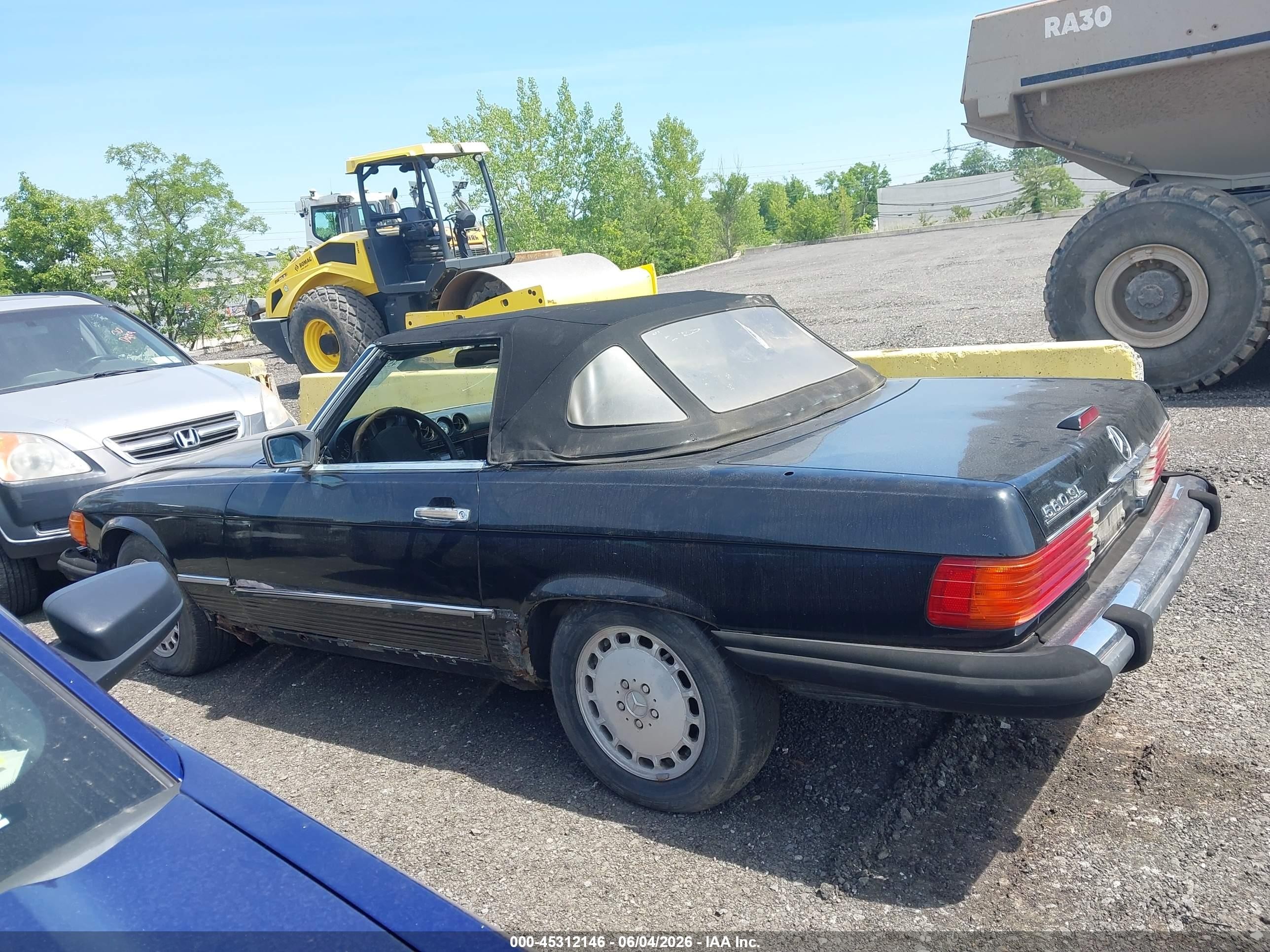 1989 Mercedes-benz 560 Sl Черный vin: WDBBA48D7KA094426