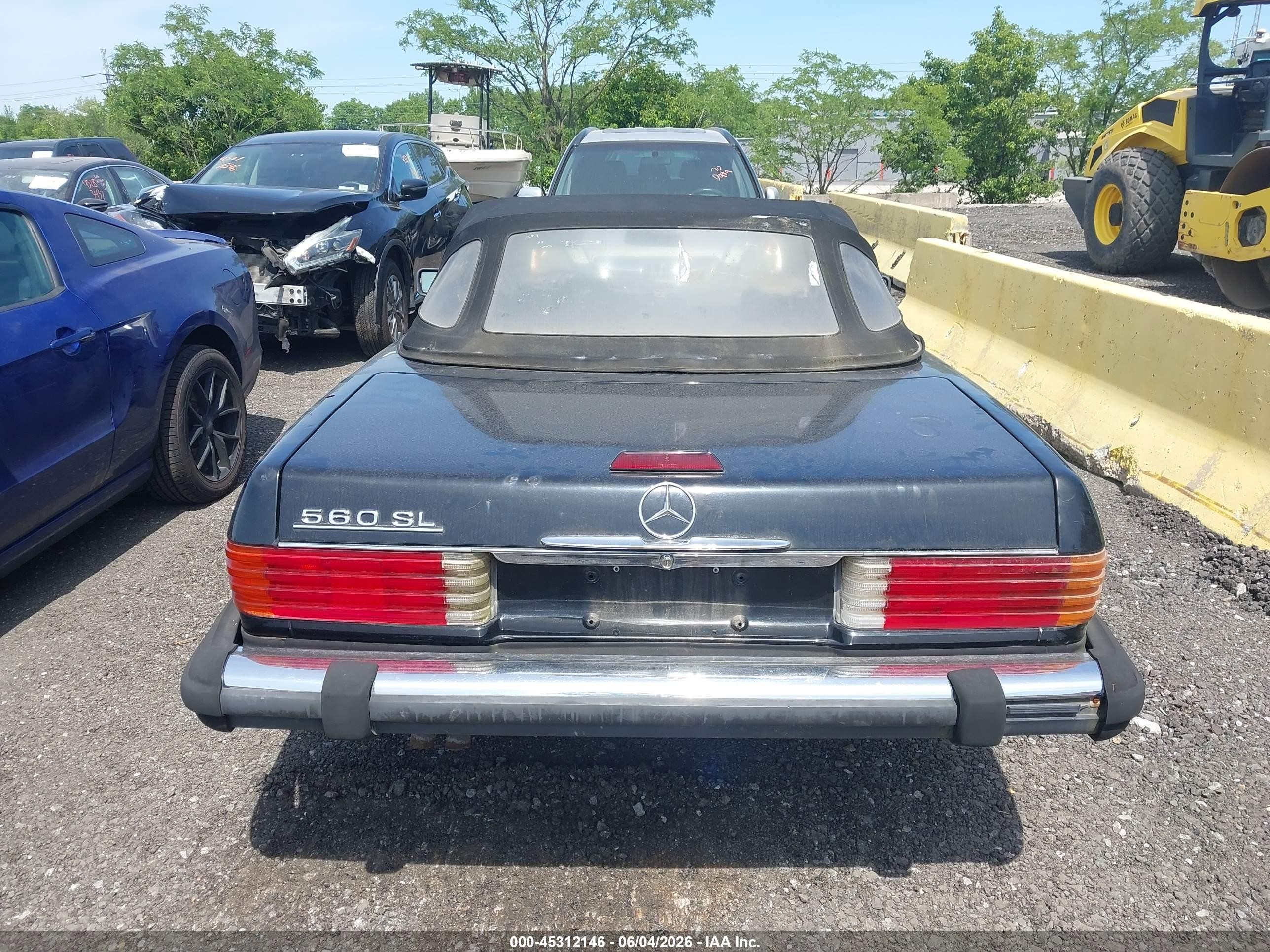 1989 Mercedes-benz 560 Sl Черный vin: WDBBA48D7KA094426