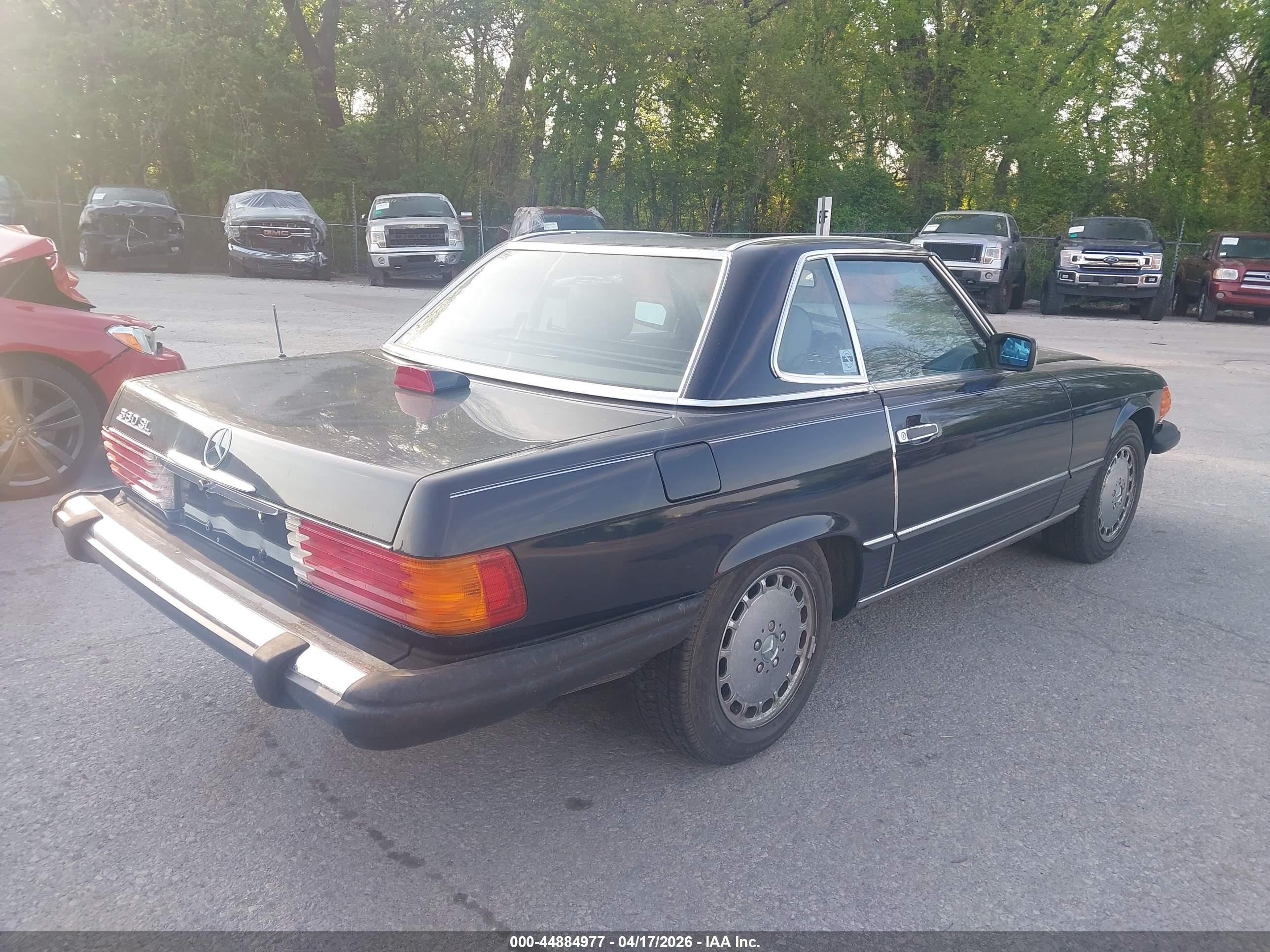 1986 Mercedes-benz 560 Sl Dark Blue vin: WDBBA48D8GA049471