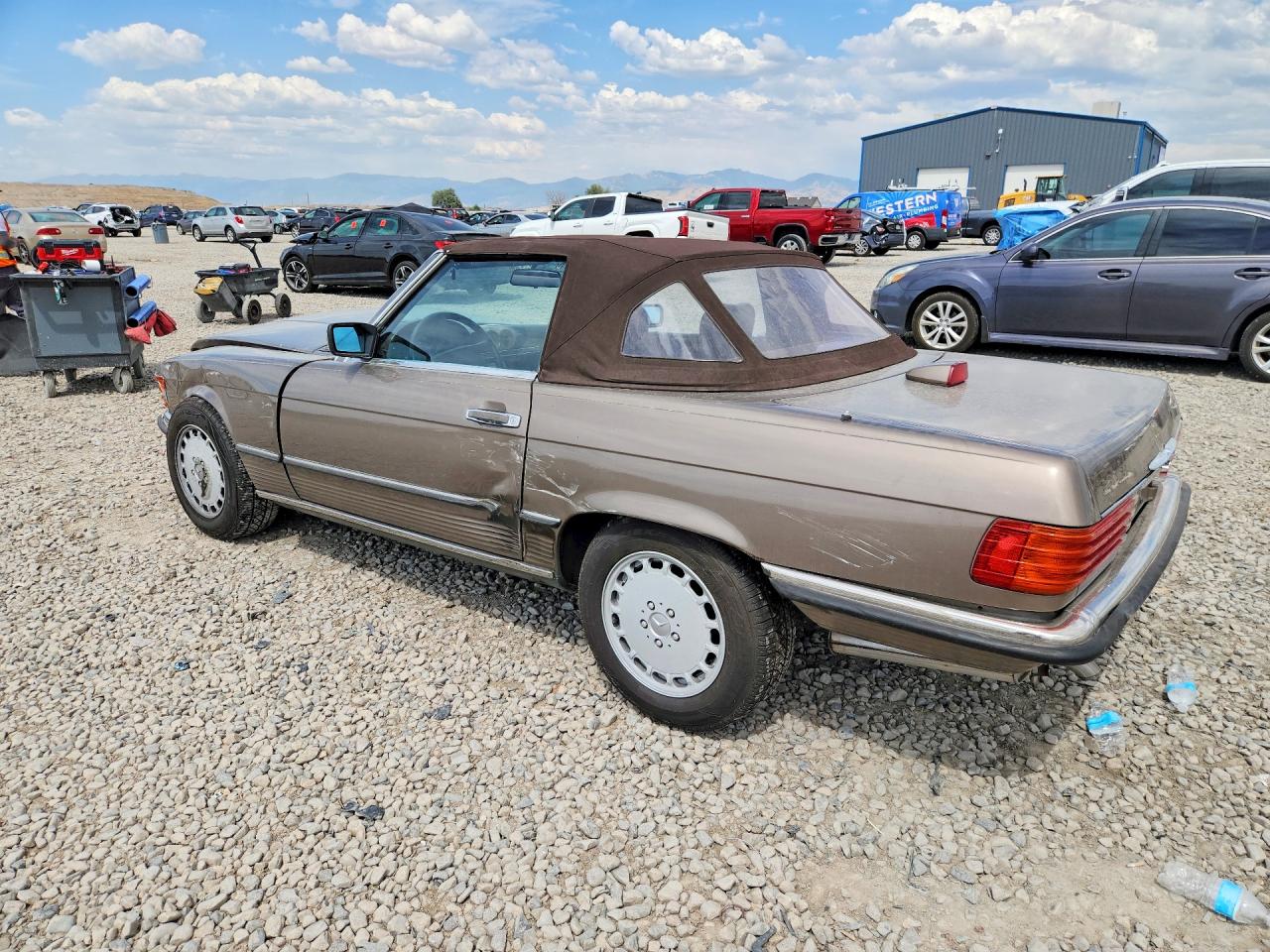 1987 Mercedes-benz 560 Sl Tan vin: WDBBA48D8HA070757