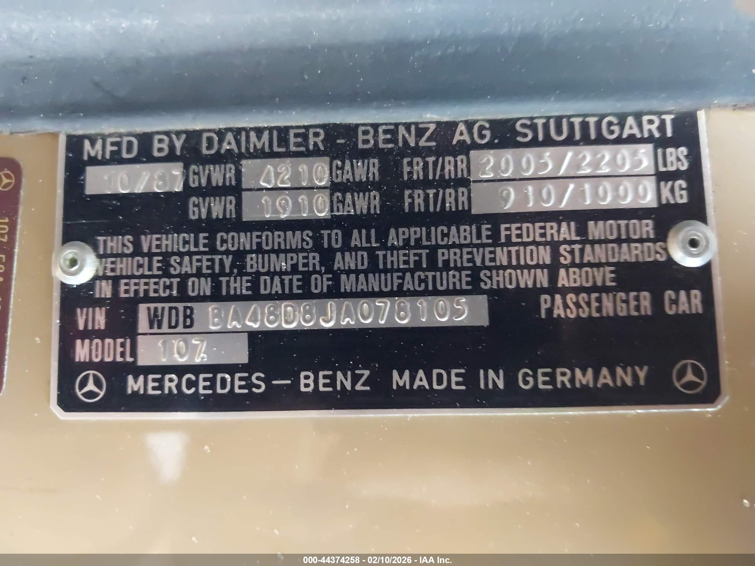 1988 Mercedes-benz 560 Sl Золотой vin: WDBBA48D8JA078105