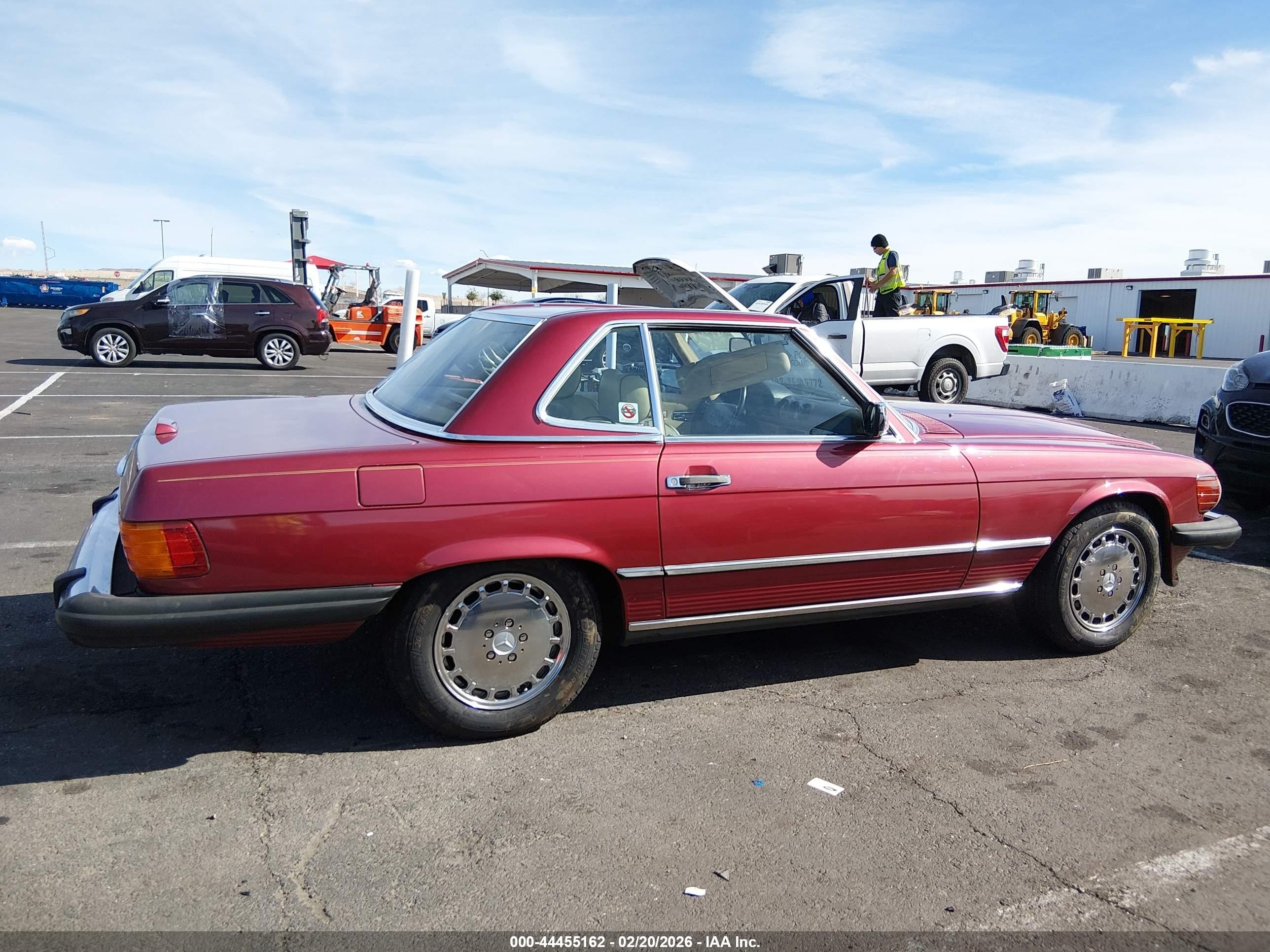 1989 Mercedes-benz 560 Sl Burgundy vin: WDBBA48D8KA104705
