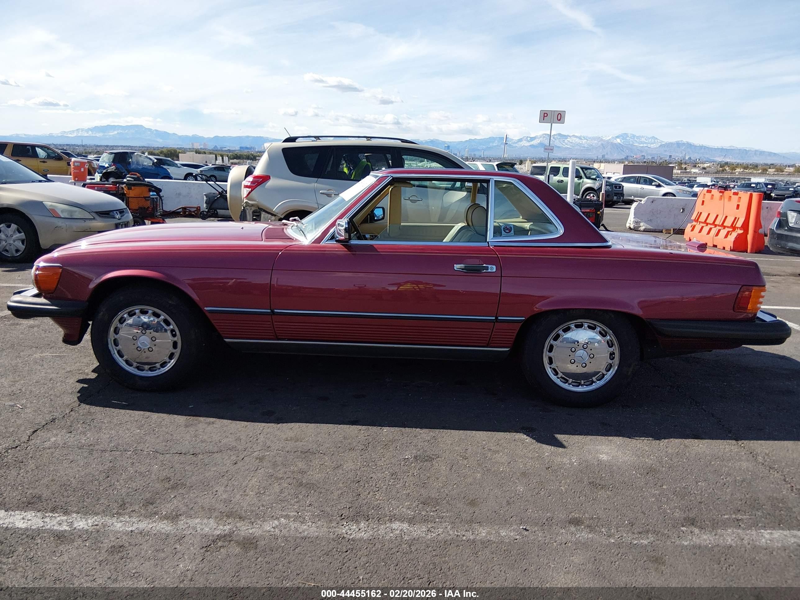1989 Mercedes-benz 560 Sl Burgundy vin: WDBBA48D8KA104705