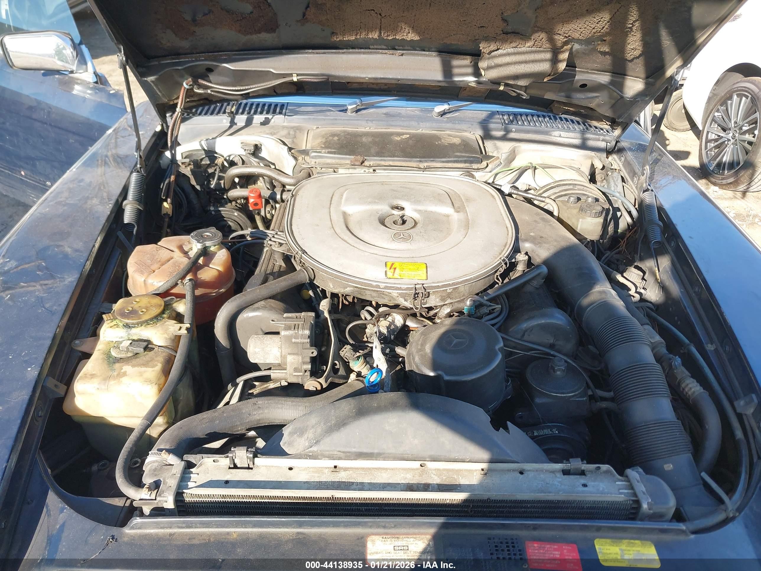 1986 Mercedes-benz 560 Sl Blue vin: WDBBA48DXGA050914