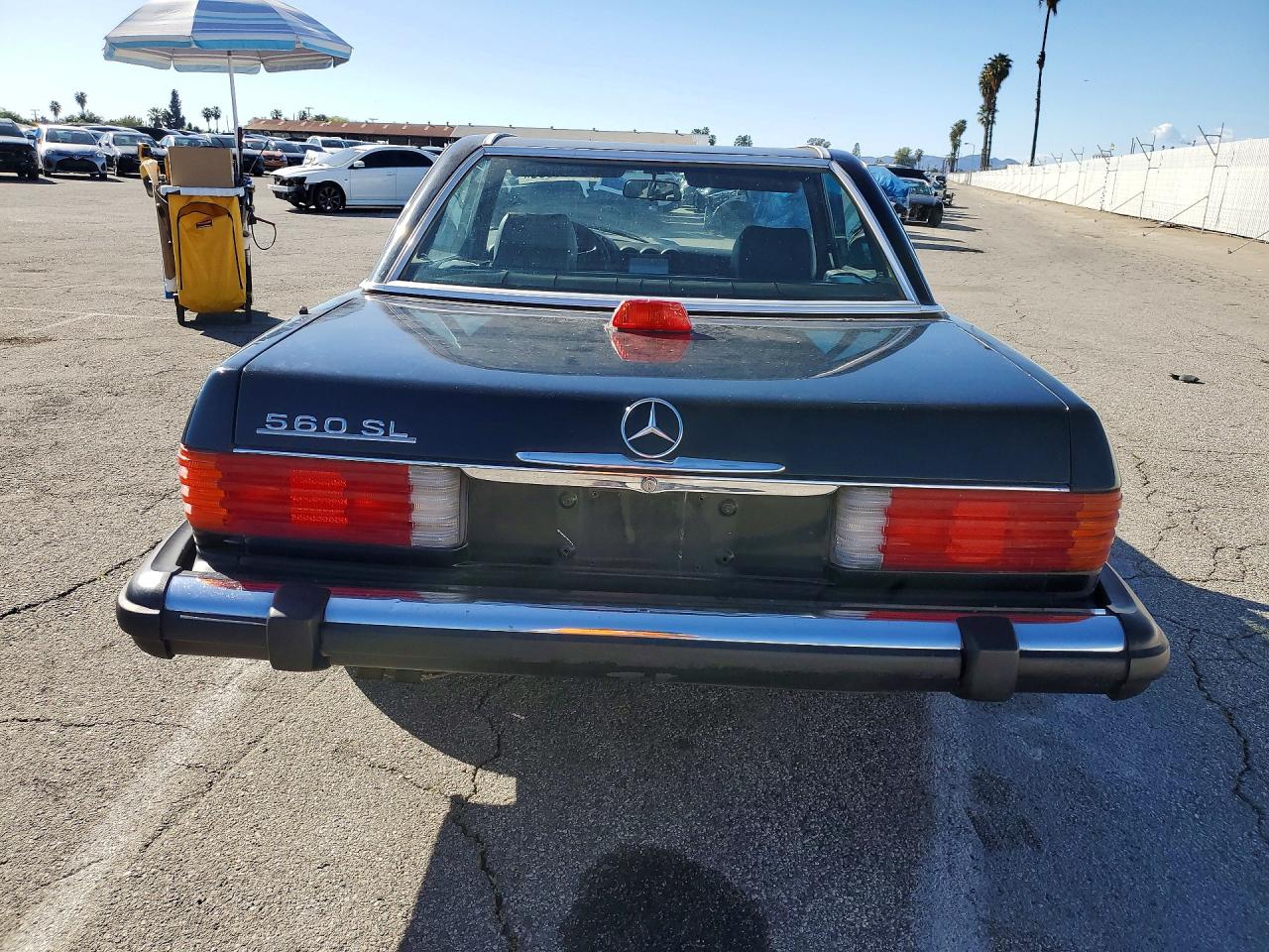 1987 Mercedes-benz 560 Sl Черный vin: WDBBA48DXHA057914