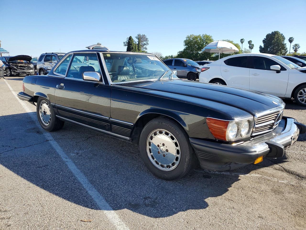1987 Mercedes-benz 560 Sl Черный vin: WDBBA48DXHA057914