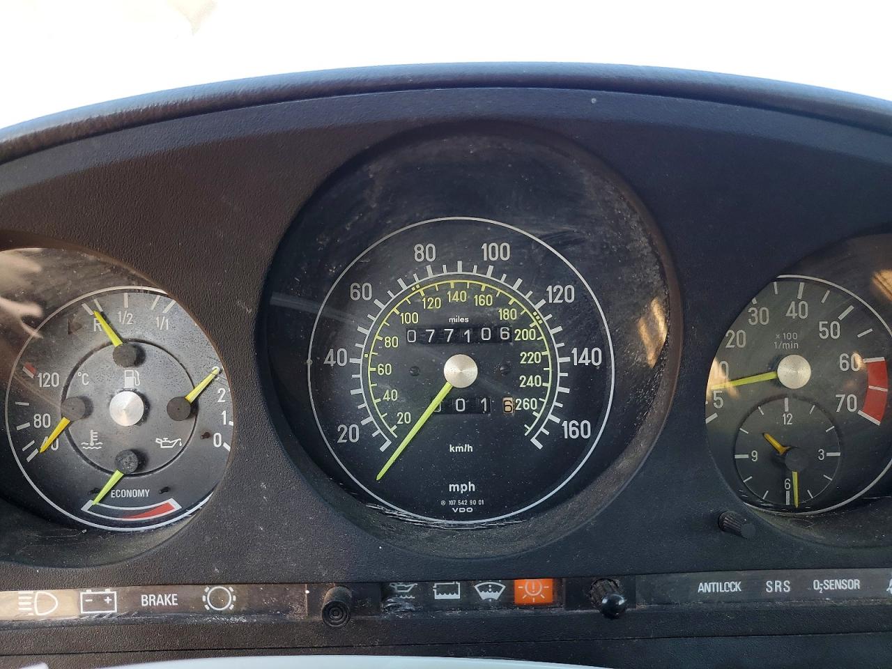 1987 Mercedes-benz 560 Sl Red vin: WDBBA48DXHA064281