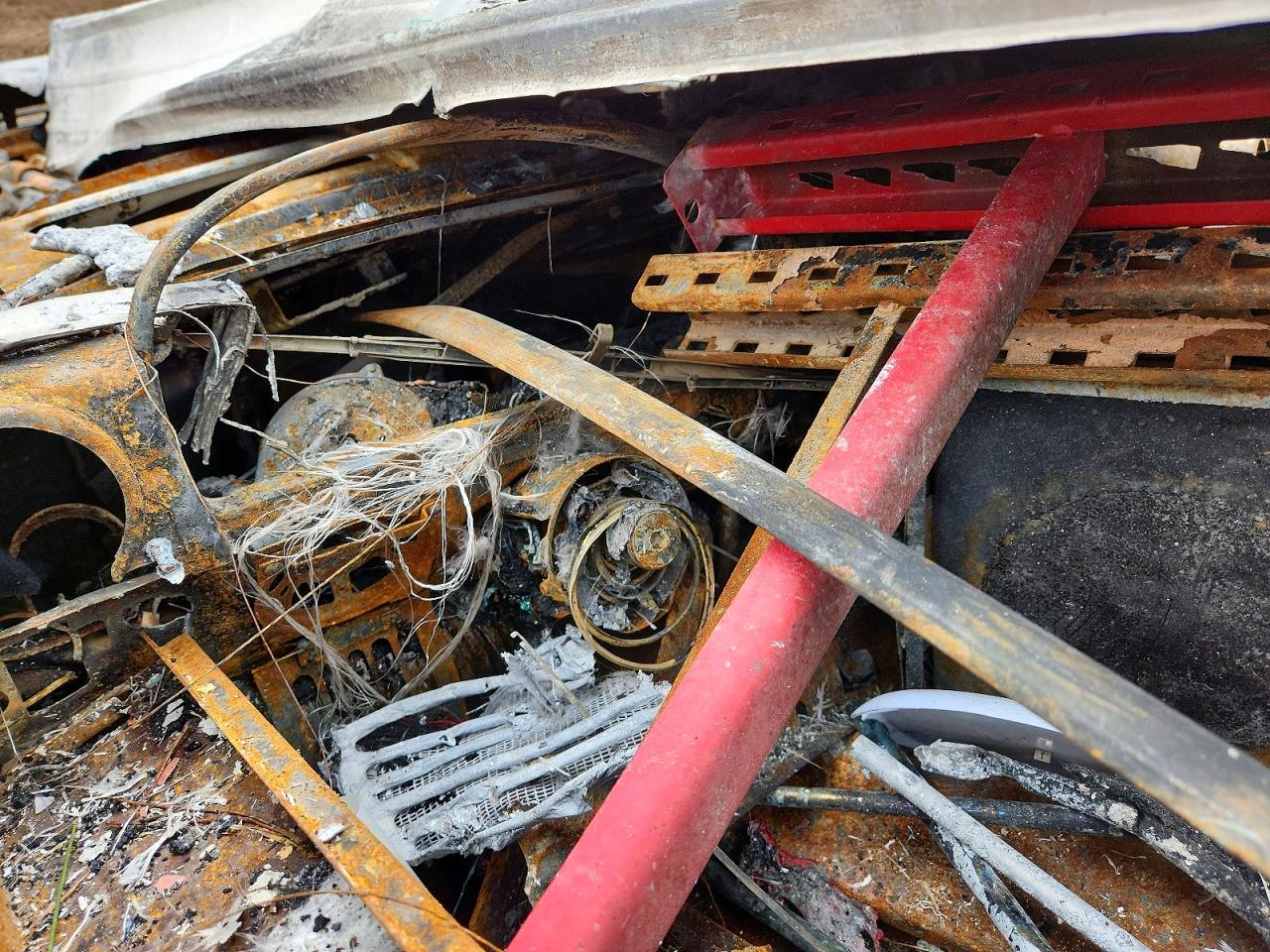 1988 Mercedes-benz 560 Sl Пожар vin: WDBBA48DXJA076503