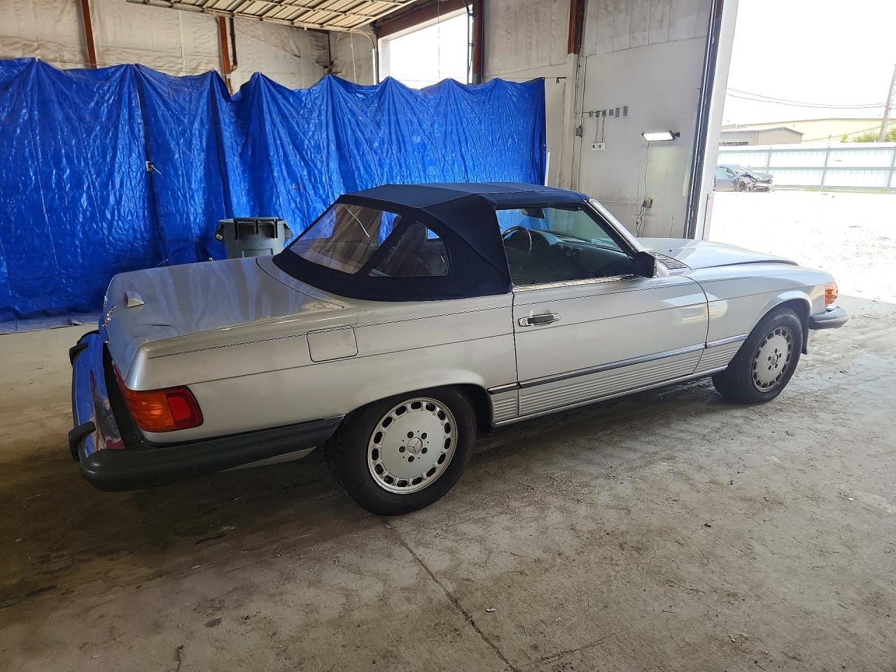 1988 Mercedes-benz 560 Sl Silver vin: WDBBA48DXJA082690