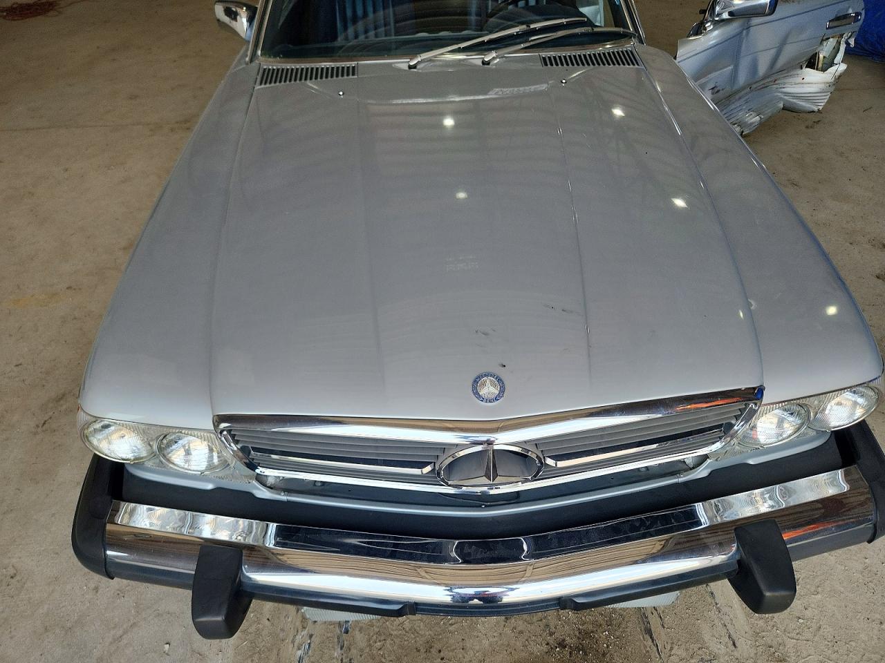 1988 Mercedes-benz 560 Sl Silver vin: WDBBA48DXJA082690