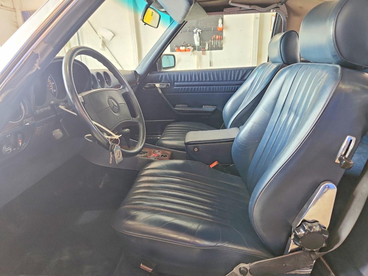 1988 Mercedes-benz 560 Sl Silver vin: WDBBA48DXJA082690