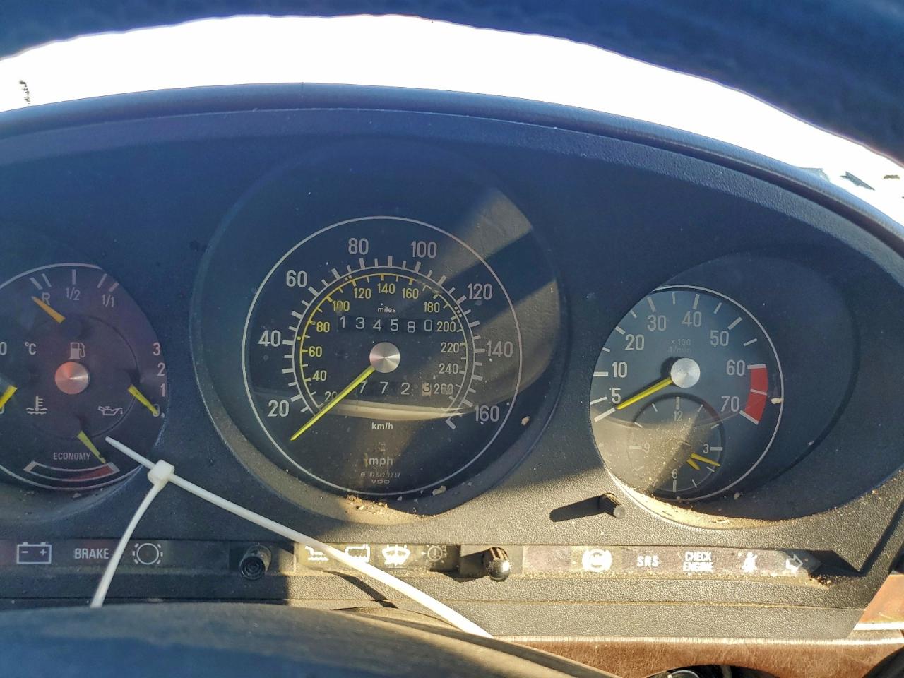1988 Mercedes-benz 560 Sl Silver vin: WDBBA48DXJA083385