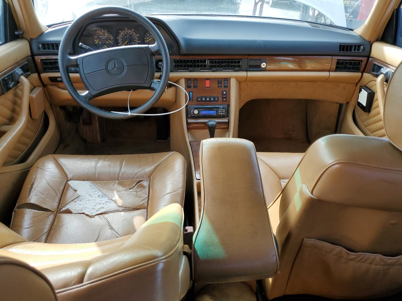 1990 Mercedes-benz 300 Se Tan vin: WDBCA24D0LA538469