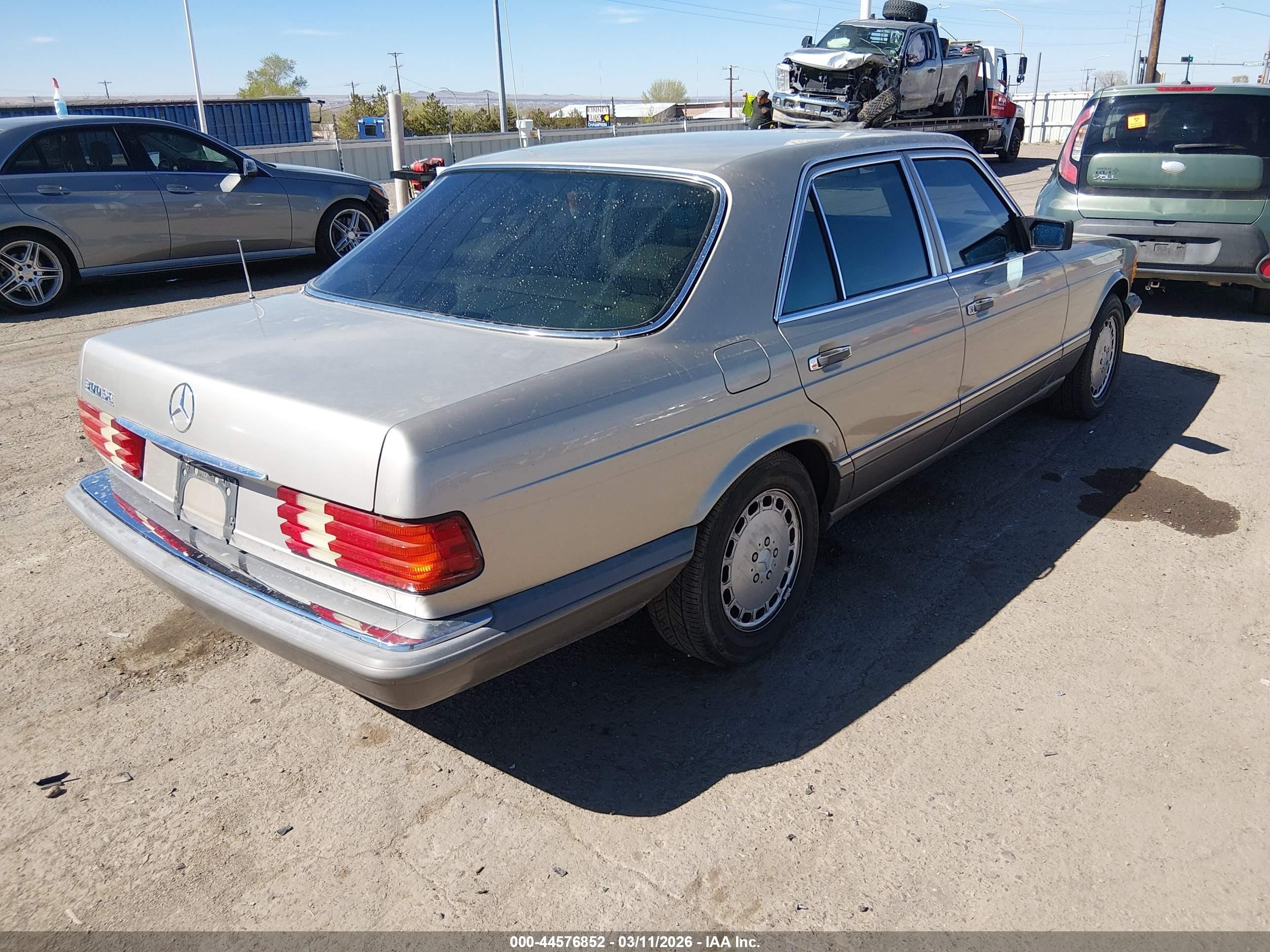 1989 Mercedes-benz 300 Se Champagne vin: WDBCA24D1KA431008