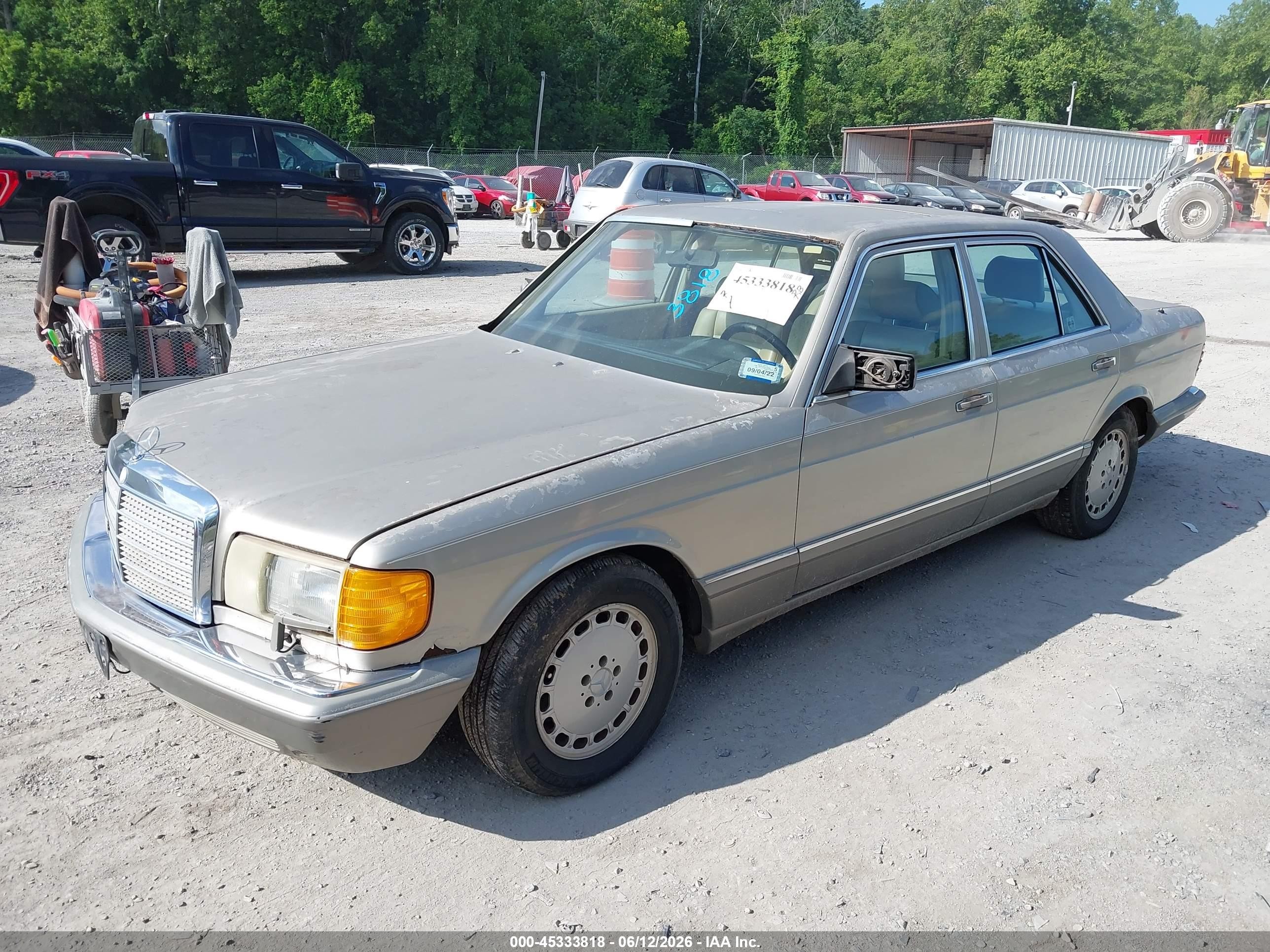 1989 Mercedes-benz 300 Se Gold vin: WDBCA24D1KA463912