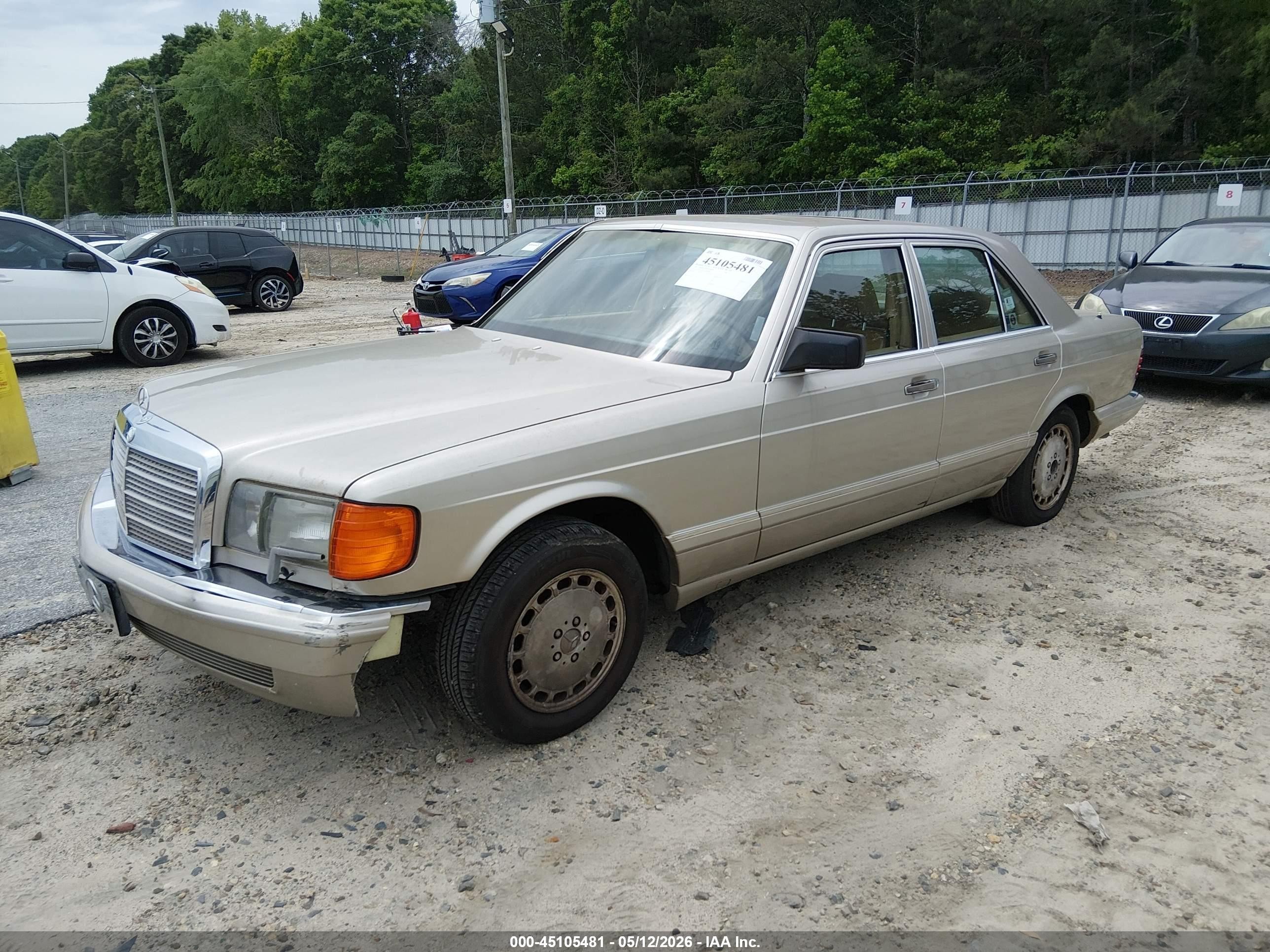 1991 Mercedes-benz 300 Se Золотой vin: WDBCA24D1MA568999