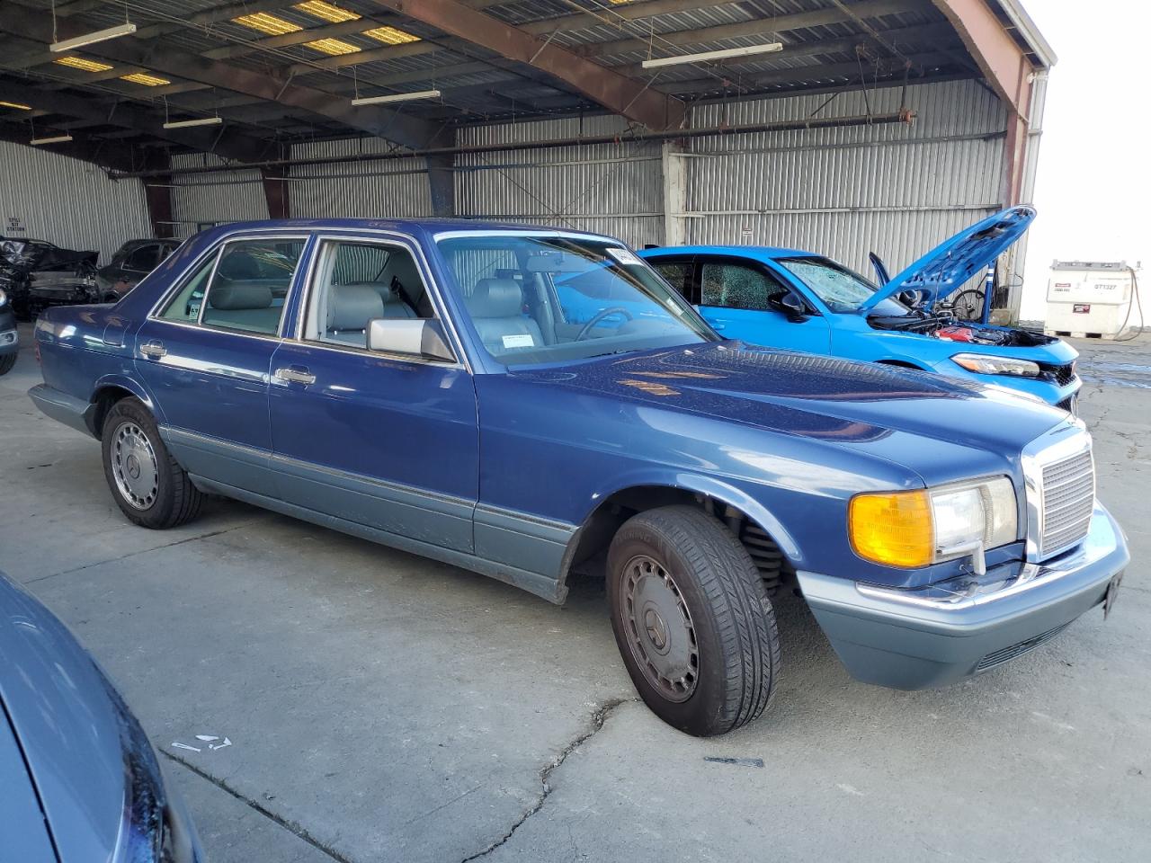 1988 Mercedes-benz 300 Se Синий vin: WDBCA24D2JA422445