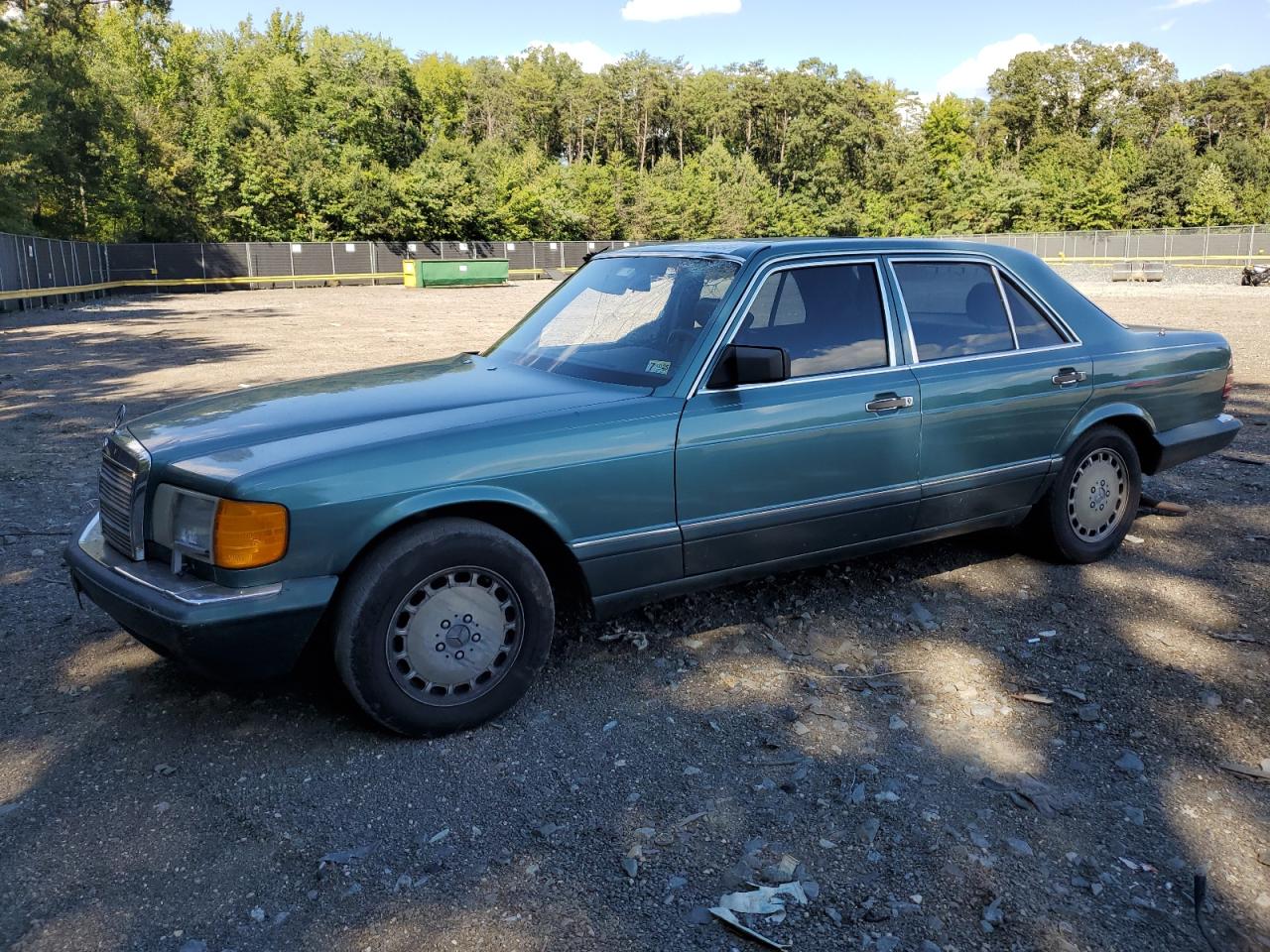 1989 Mercedes-benz 300 Se Бирюзовый vin: WDBCA24D4KA431052