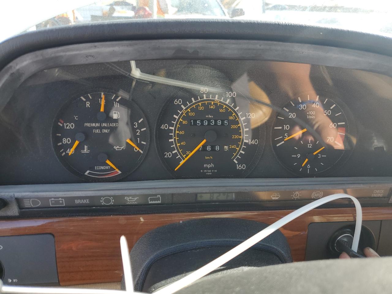 1991 Mercedes-benz 300 Se White vin: WDBCA24D4MA572092