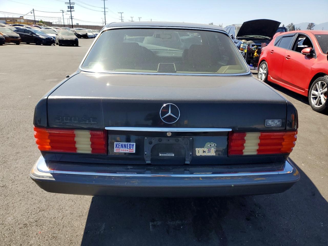 1991 Mercedes-benz 300 Se Black vin: WDBCA24D4MA604197