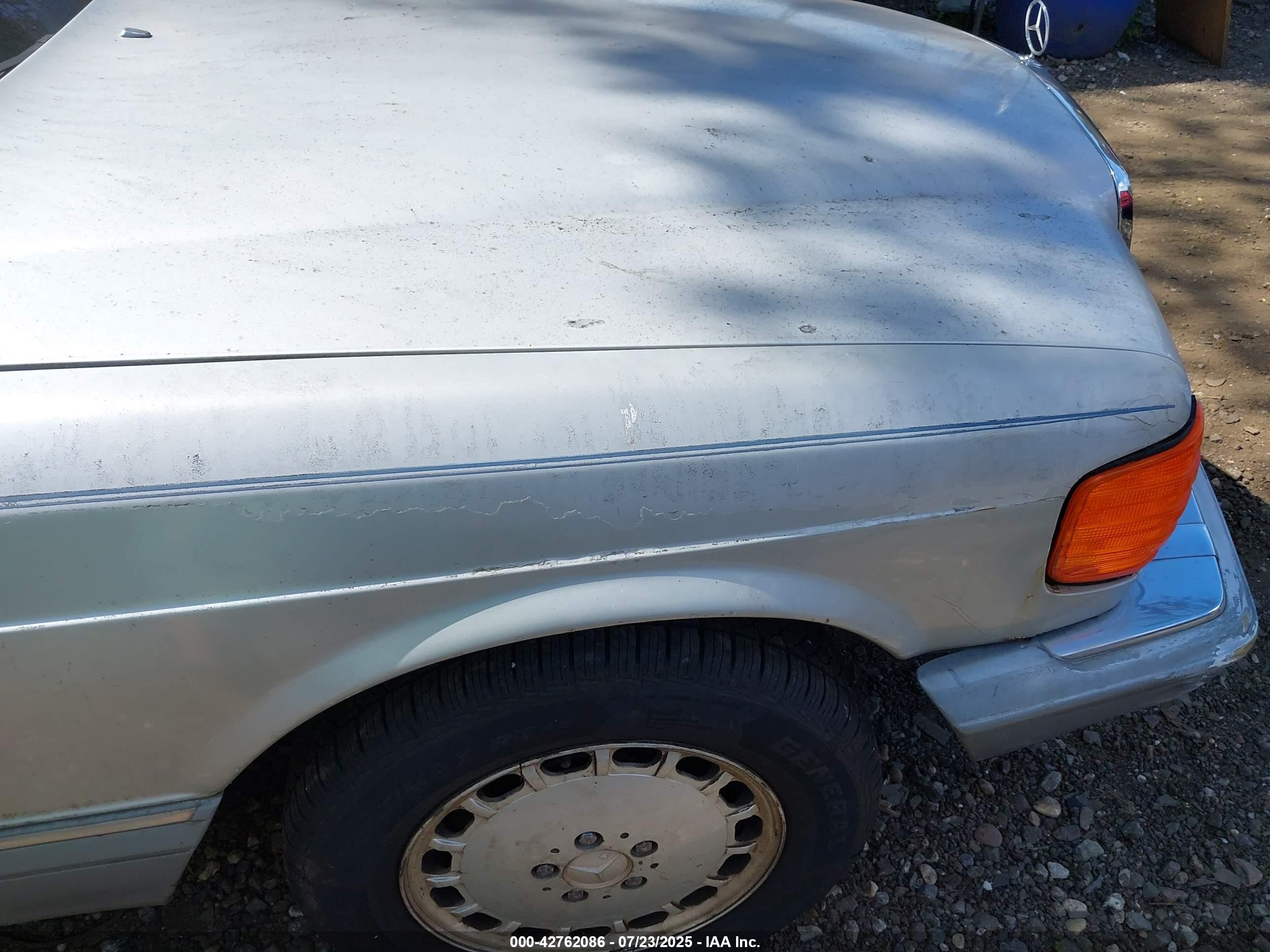 1988 Mercedes-benz 300 Se Silver vin: WDBCA24D5JA404473