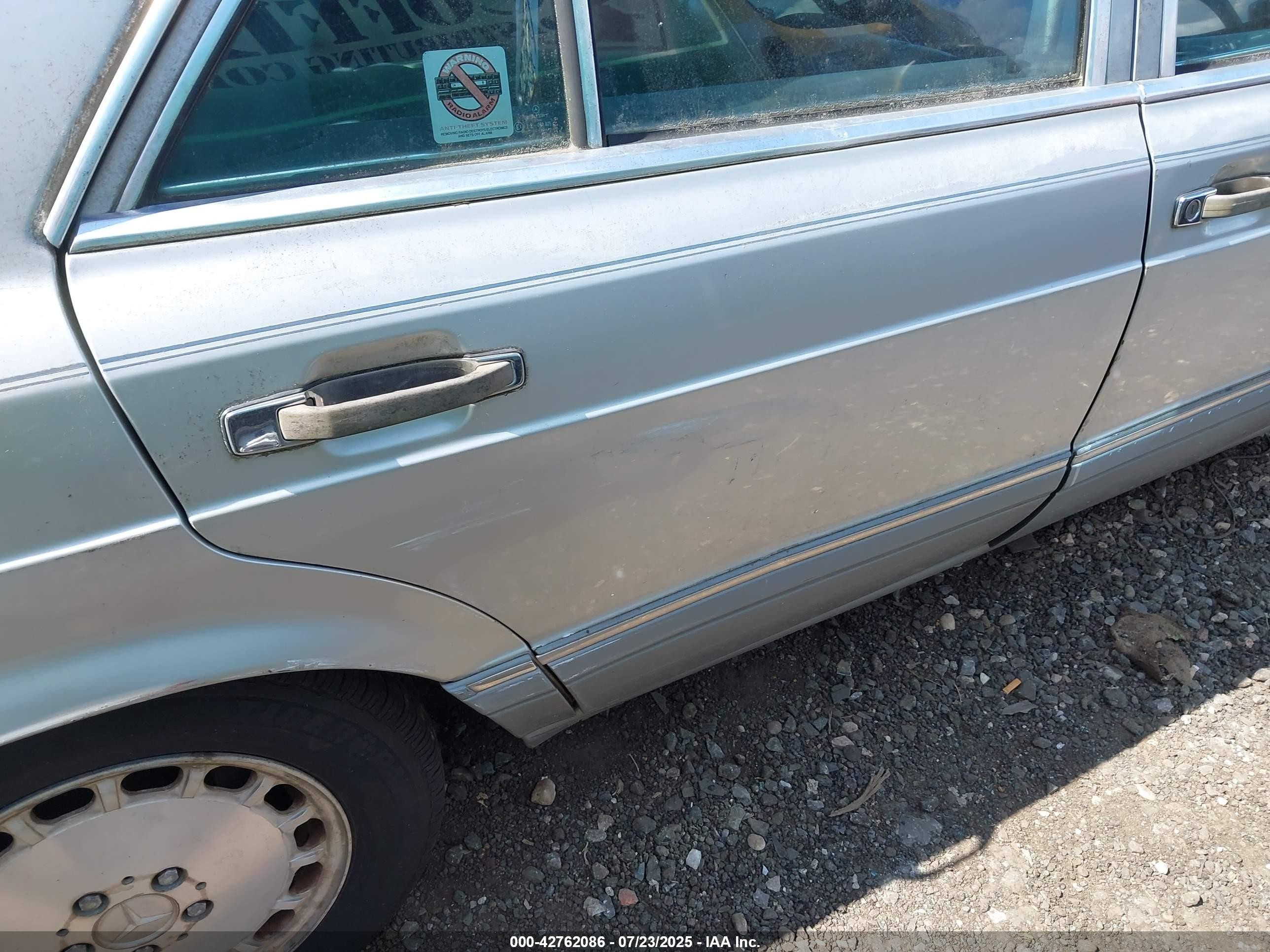 1988 Mercedes-benz 300 Se Silver vin: WDBCA24D5JA404473