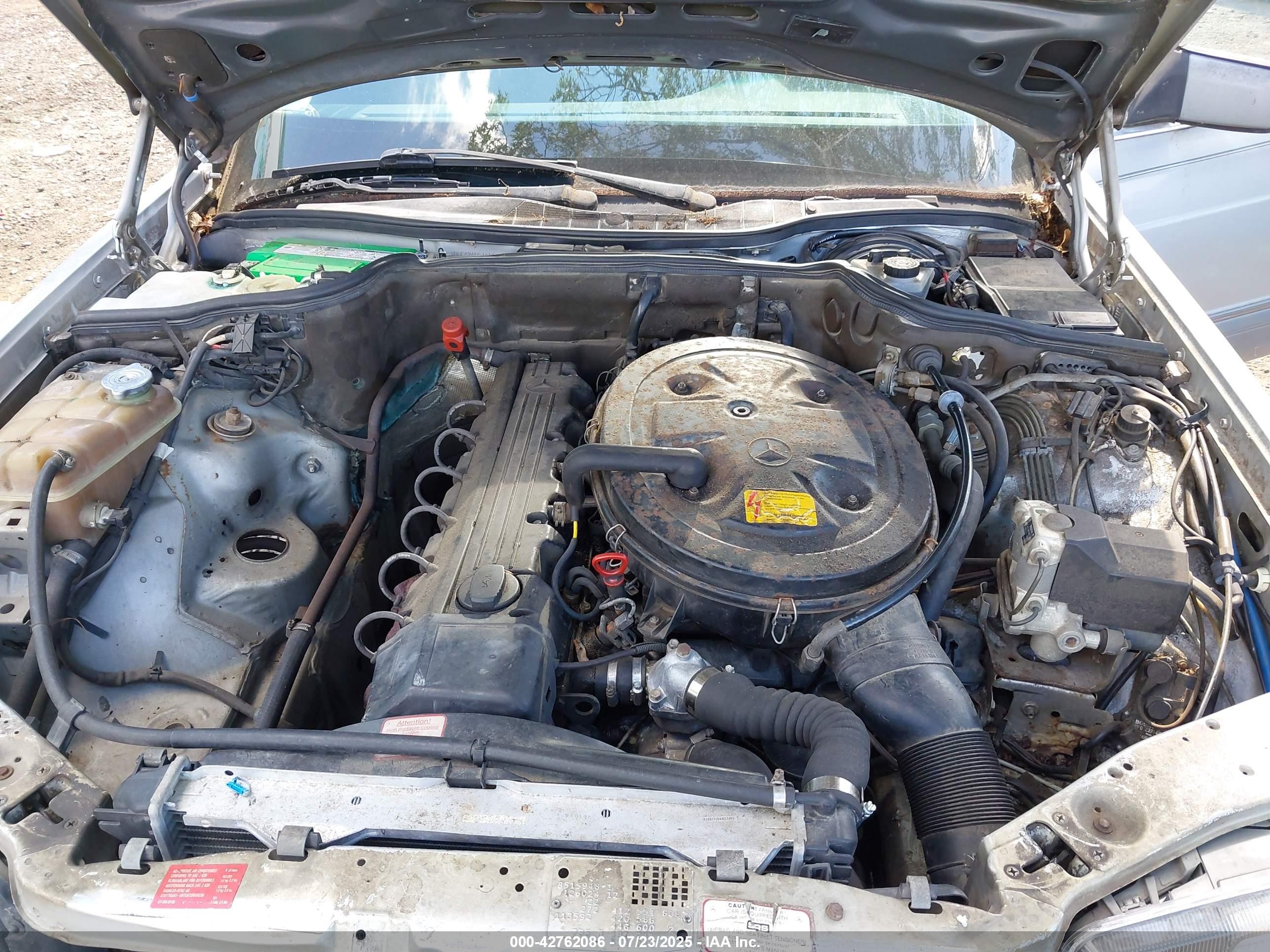 1988 Mercedes-benz 300 Se Silver vin: WDBCA24D5JA404473