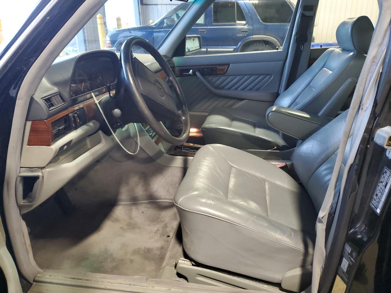 1991 Mercedes-benz 300 Se Black vin: WDBCA24D5MA582629