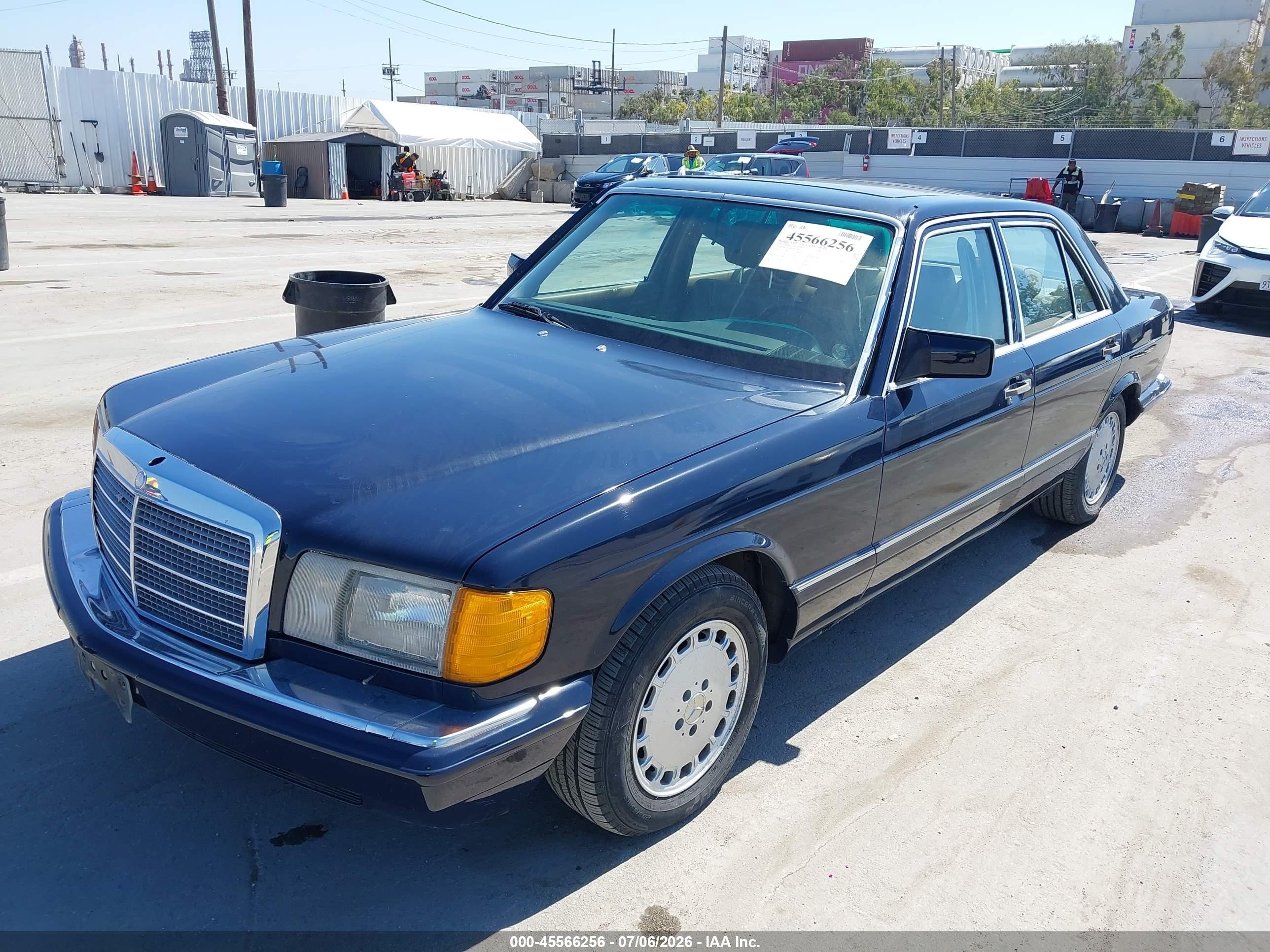1990 Mercedes-benz 300 Se Dark Blue vin: WDBCA24D6LA505881