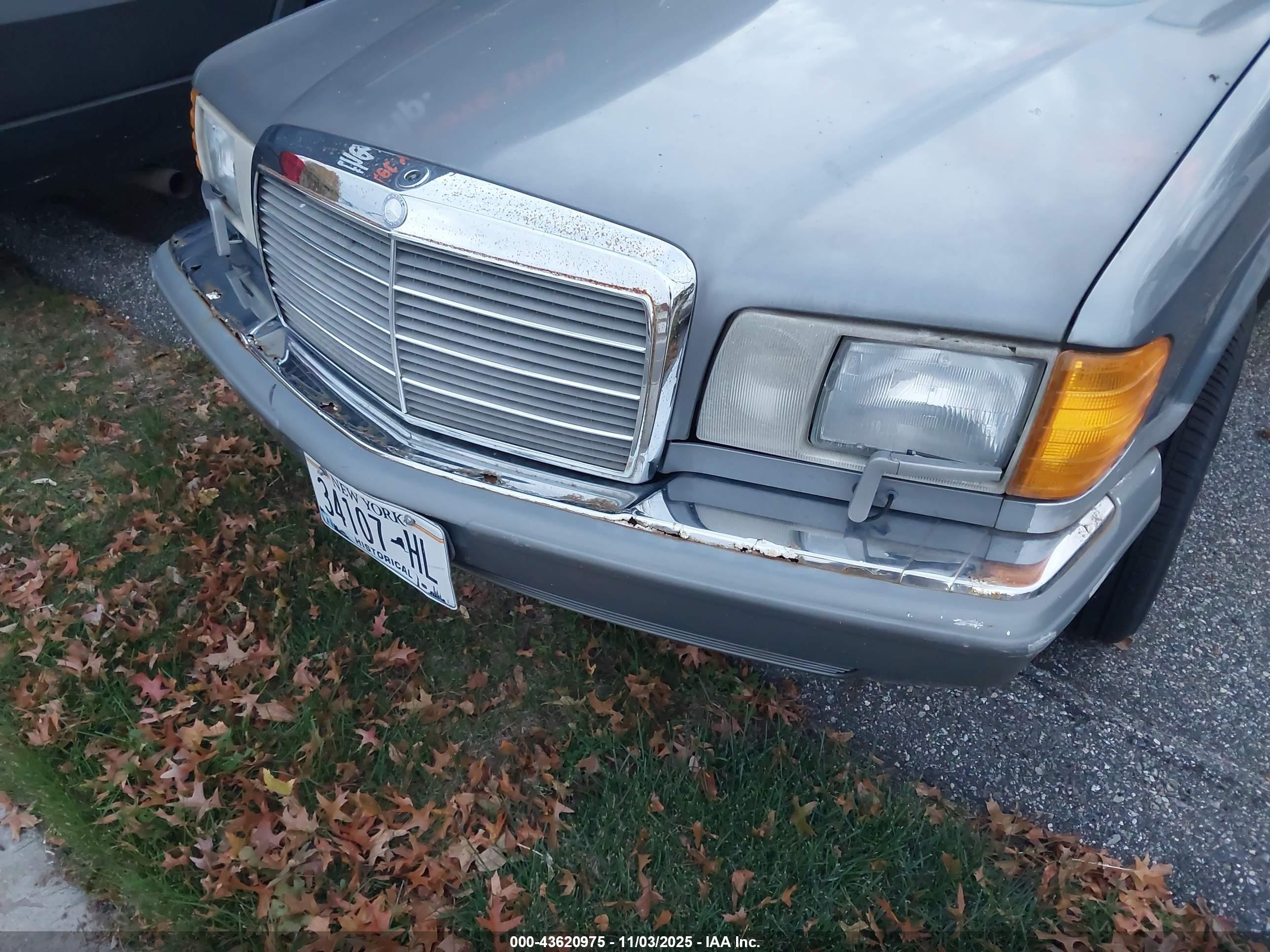 1988 Mercedes-benz 300 Se Silver vin: WDBCA24D7JA397428
