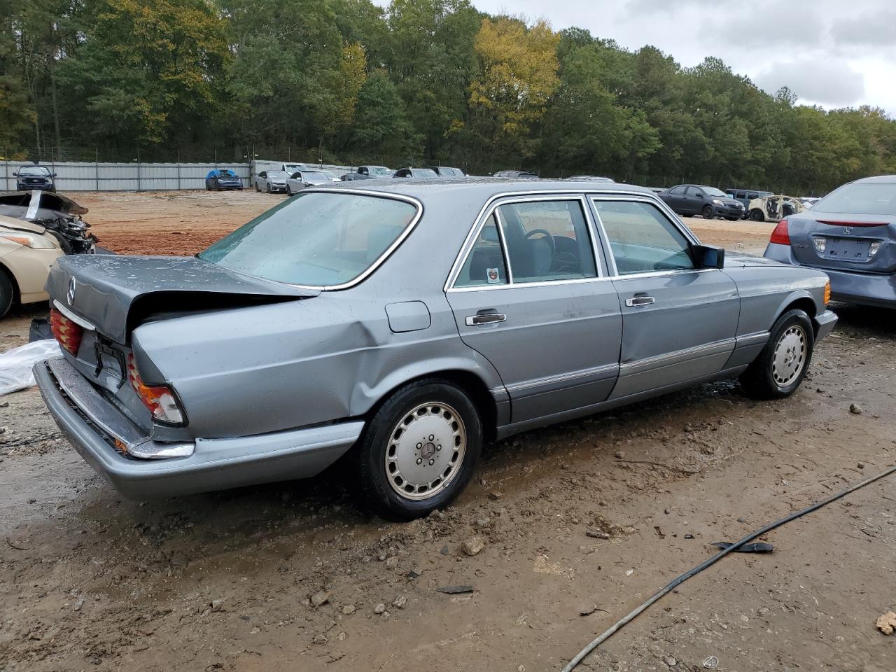 1990 Mercedes-benz 300 Se Gray vin: WDBCA24D8LA508779