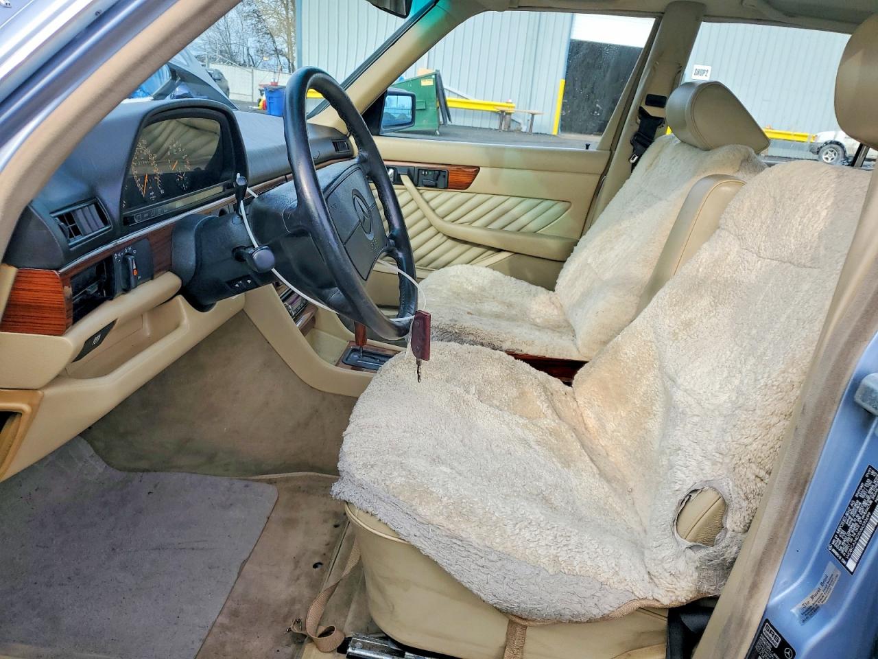 1991 Mercedes-benz 300 Se Blue vin: WDBCA24DXMA592699