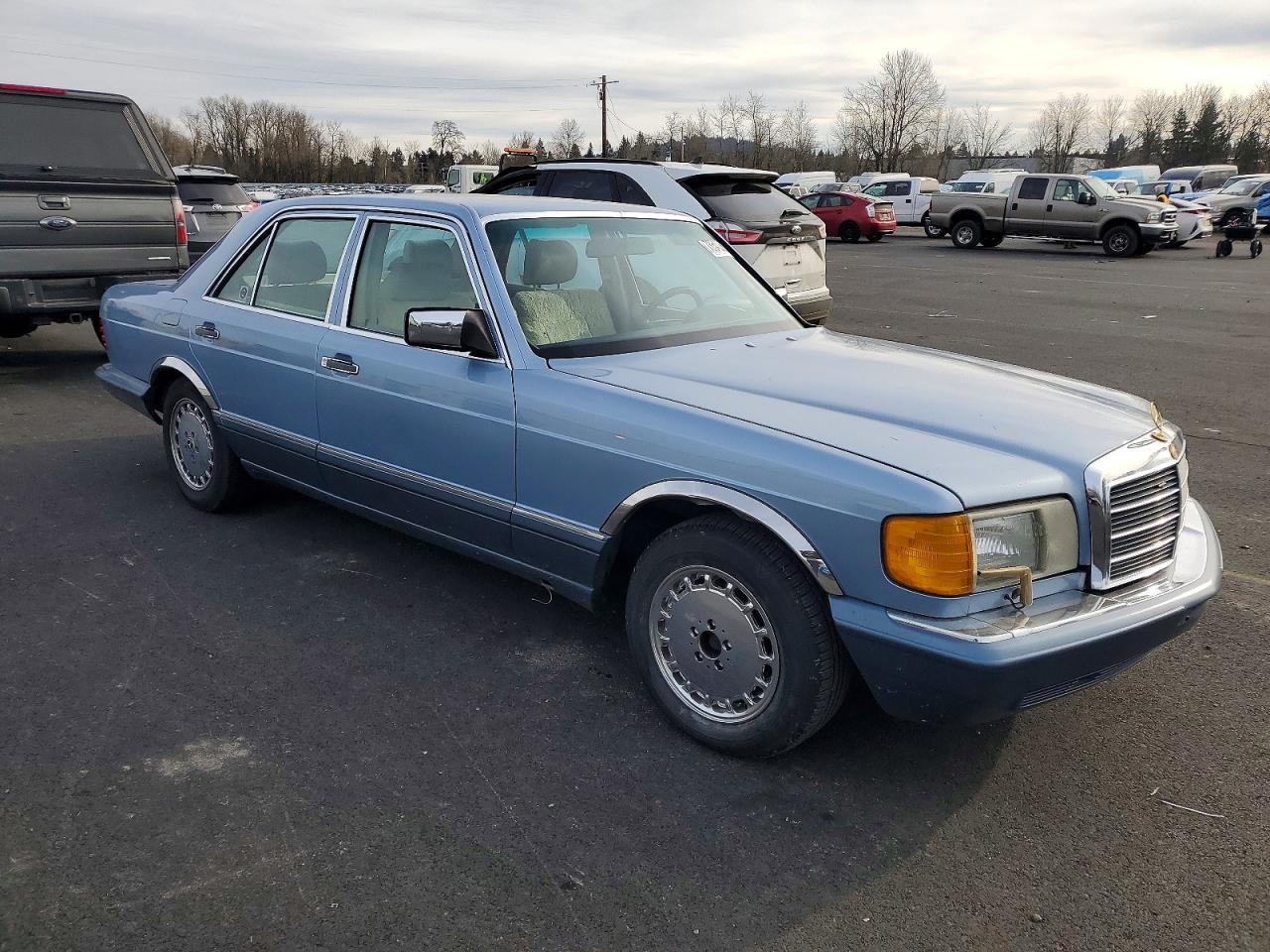 1991 Mercedes-benz 300 Se Blue vin: WDBCA24DXMA592699
