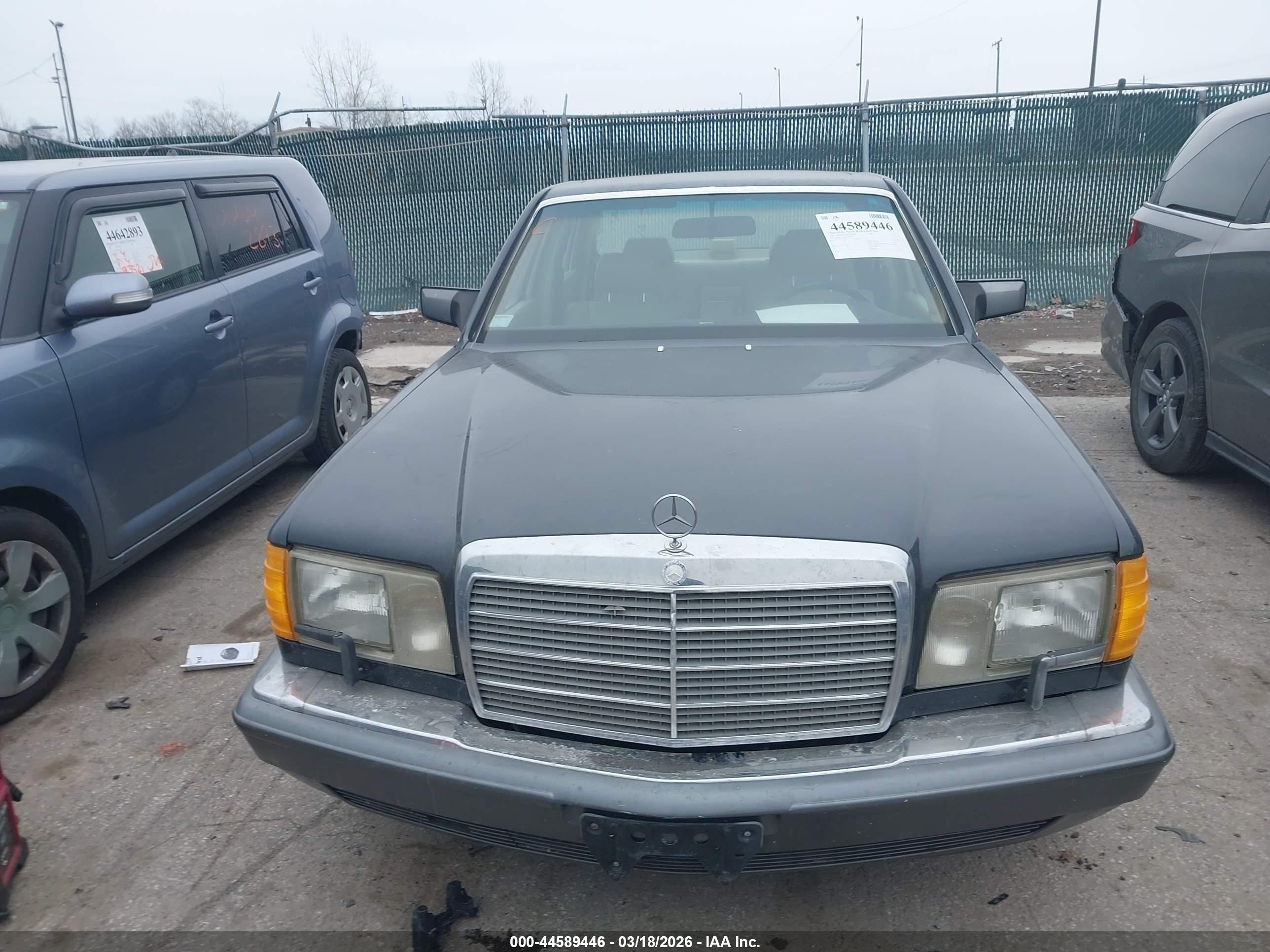 1991 Mercedes-benz 300 Se Gray vin: WDBCA24E2MA602019