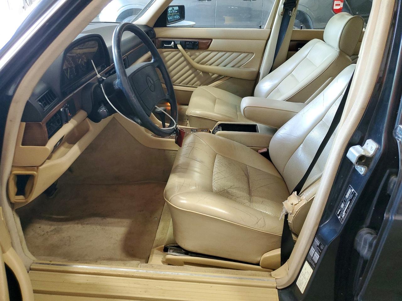 1989 Mercedes-benz 300 Se Black vin: WDBCA24E3KA485001