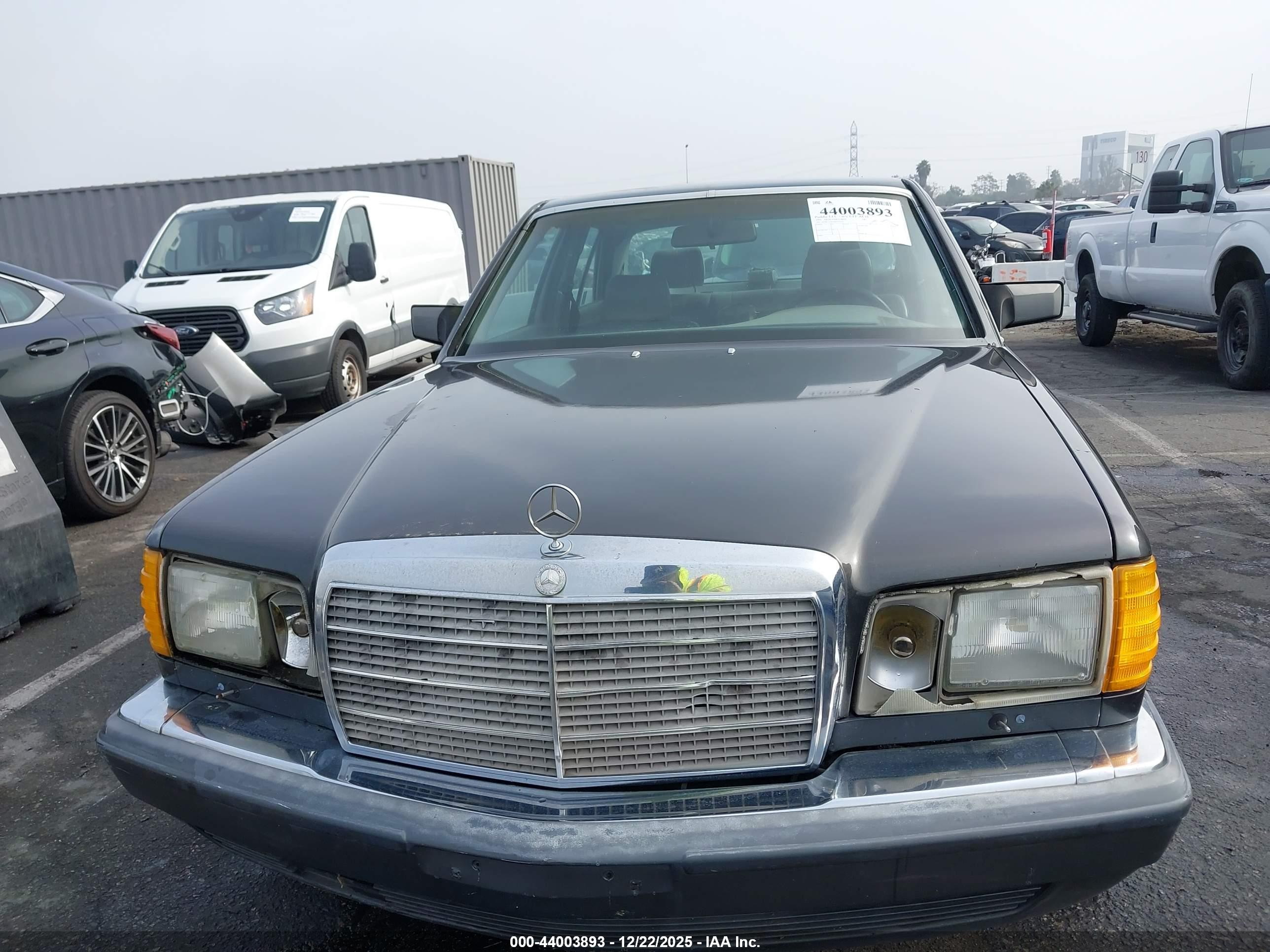 1991 Mercedes-benz 300 Se Gray vin: WDBCA24E4MA597342
