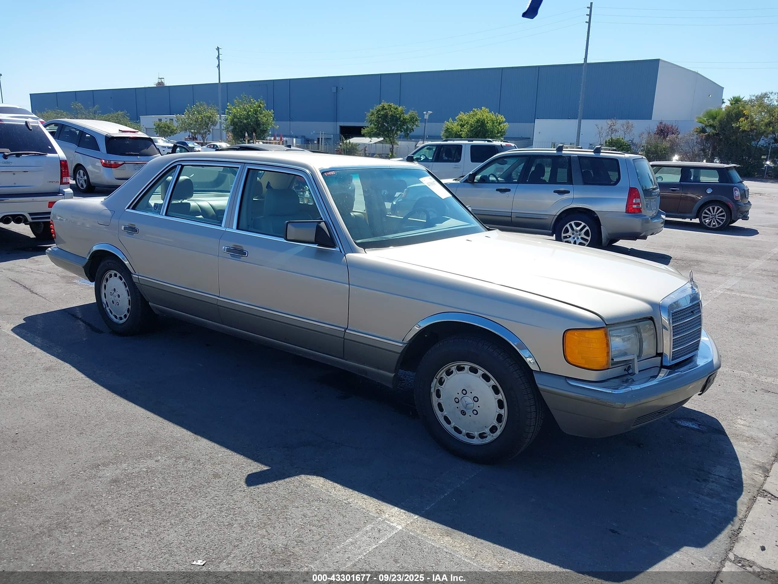 1990 Mercedes-benz 300 Sel Gold vin: WDBCA25D3LA536469