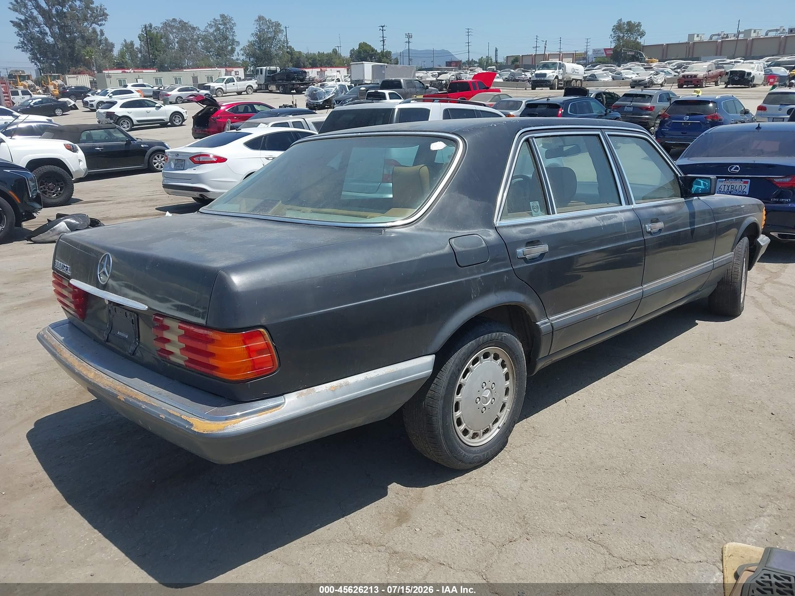 1990 Mercedes-benz 300 Sel Black vin: WDBCA25D3LA537072