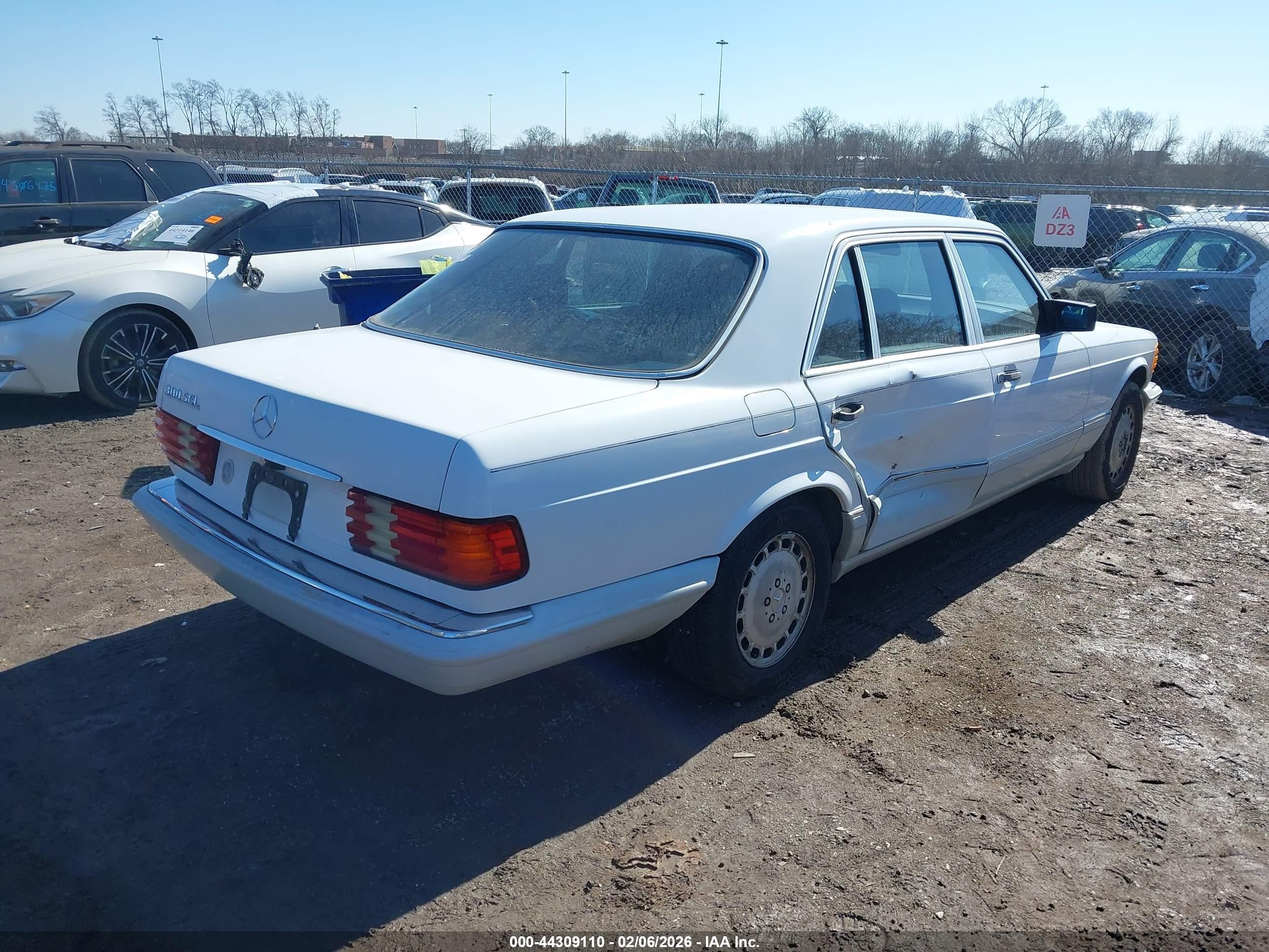 1989 Mercedes-benz 300 Sel Белый vin: WDBCA25D6KA467128