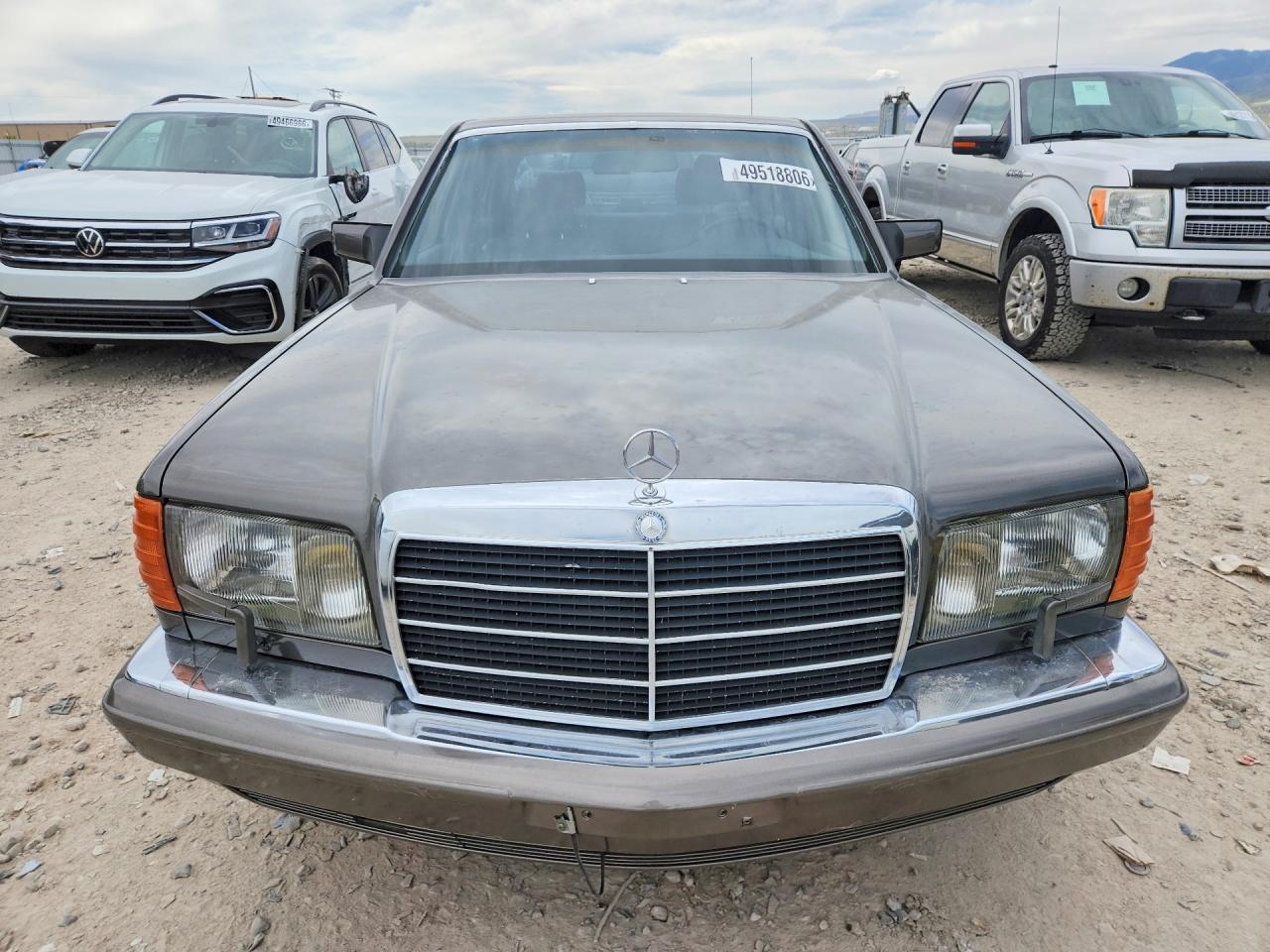1989 Mercedes-benz 300 Sel Серый vin: WDBCA25D9KA478009