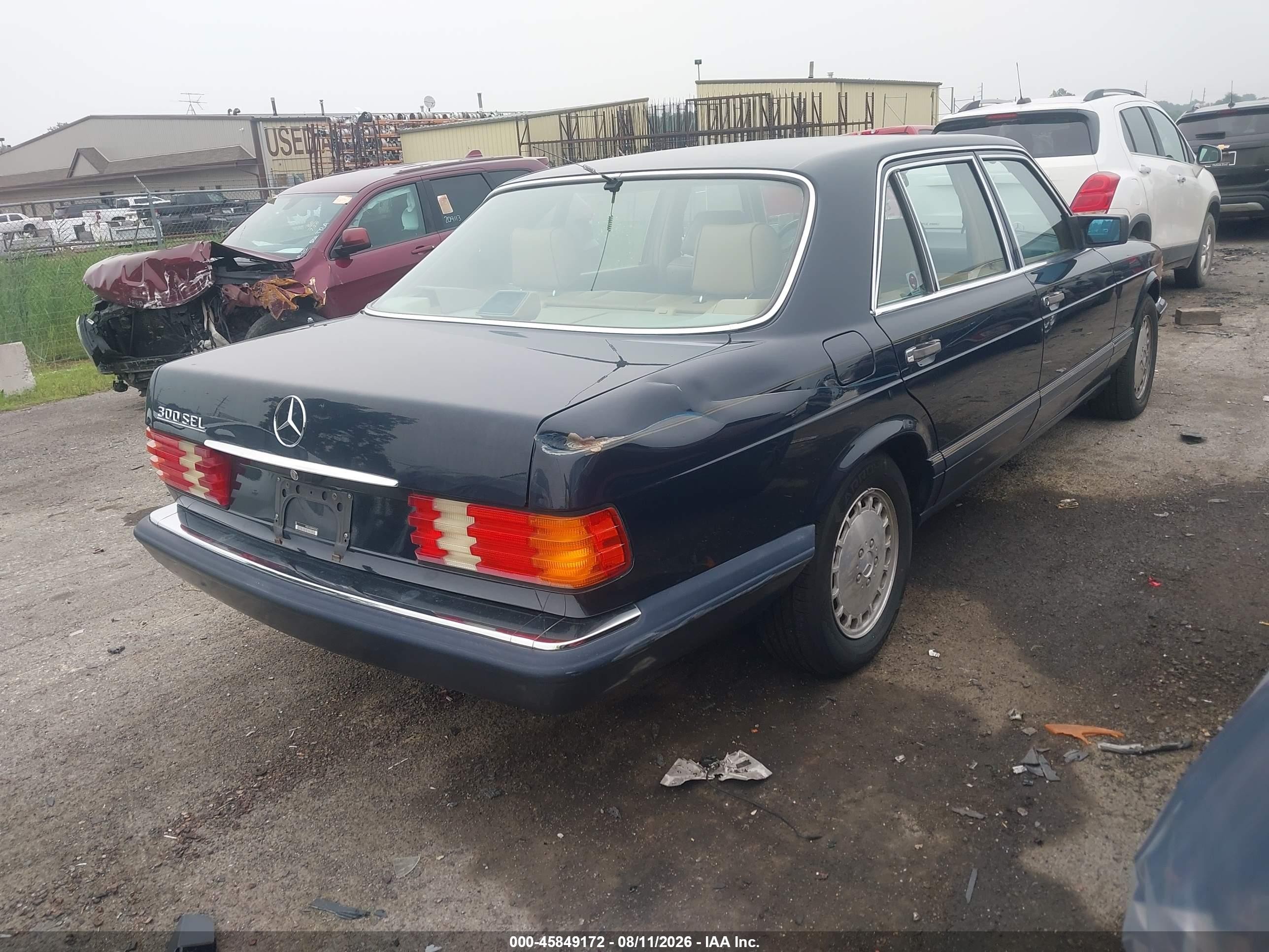 1991 Mercedes-benz 300 Sel Blue vin: WDBCA25E8MA561250