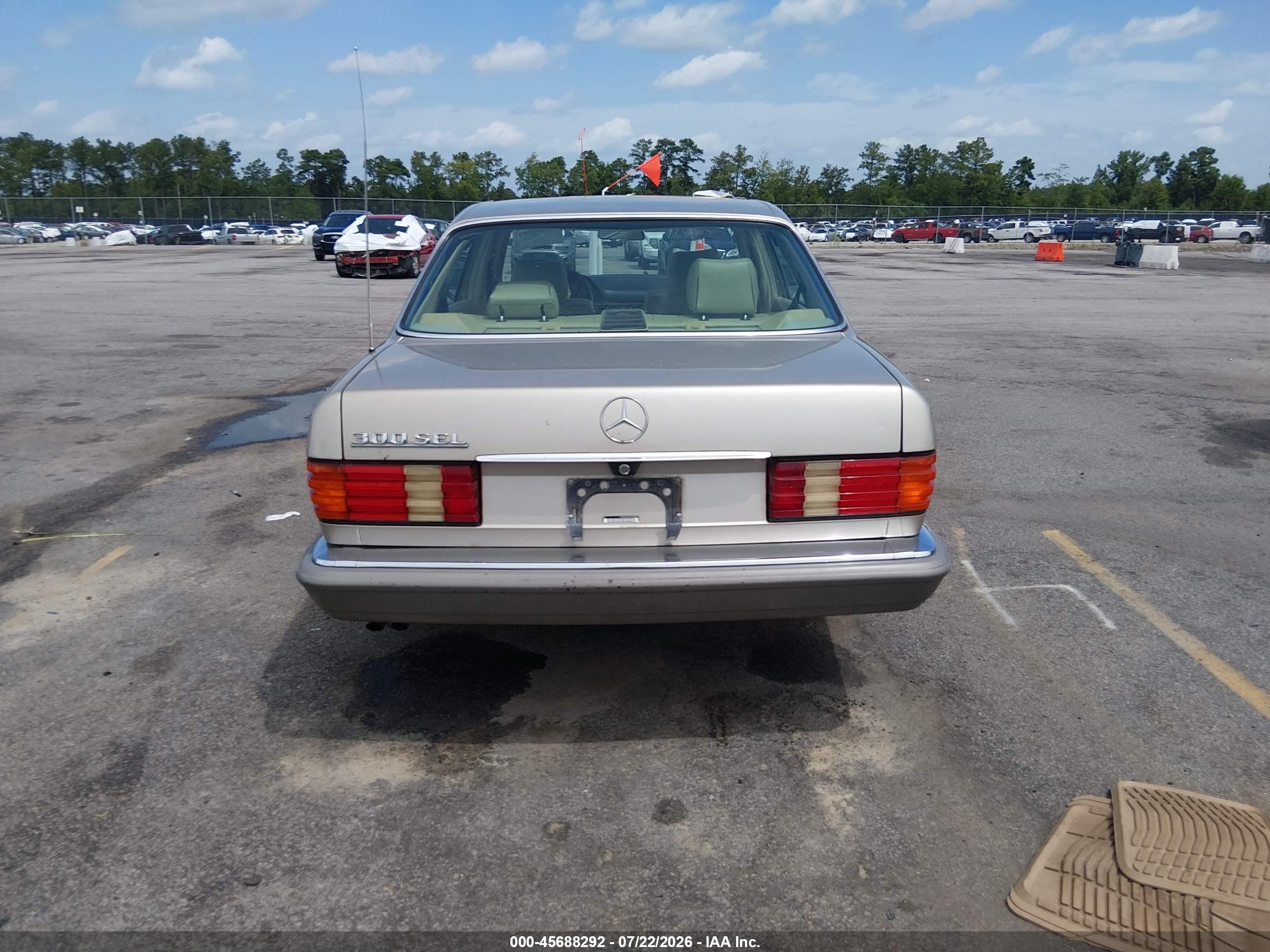 1991 Mercedes-benz 300 Sel Beige vin: WDBCA25EXMA603837