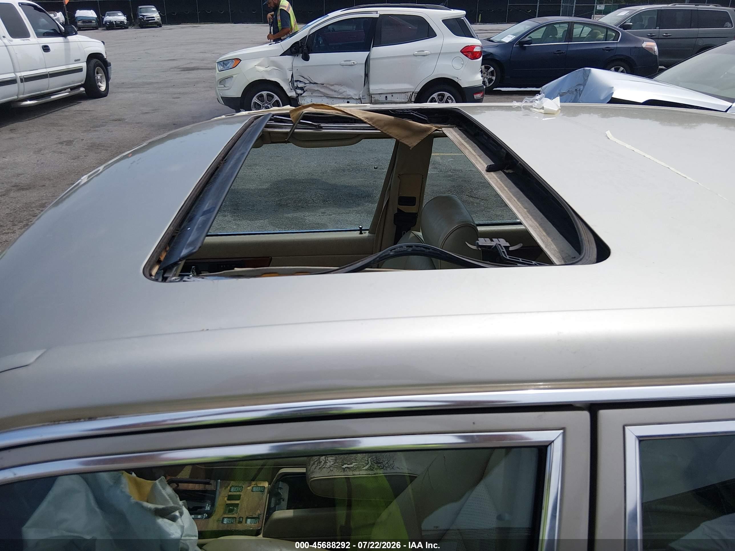 1991 Mercedes-benz 300 Sel Beige vin: WDBCA25EXMA603837