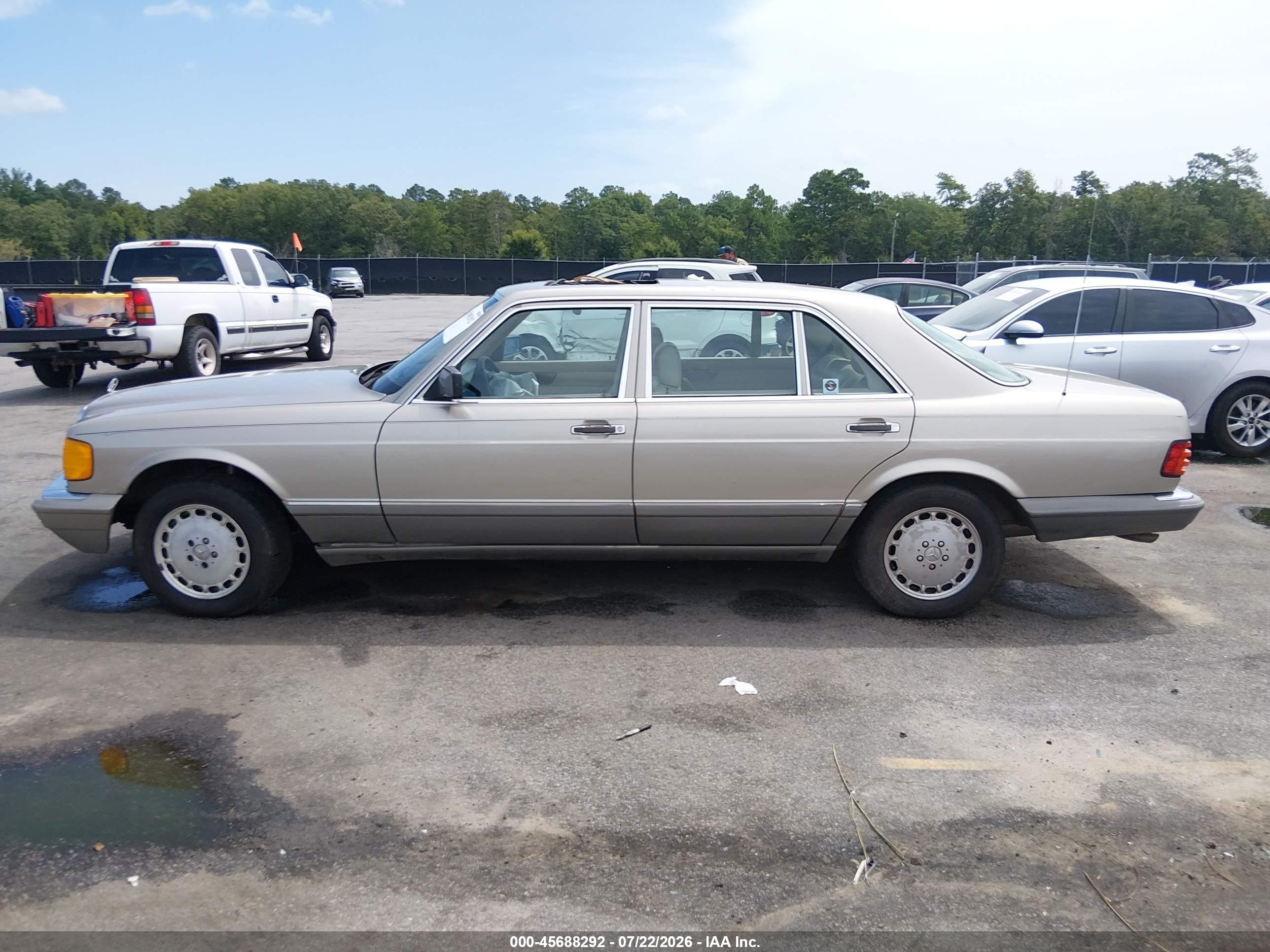 1991 Mercedes-benz 300 Sel Beige vin: WDBCA25EXMA603837
