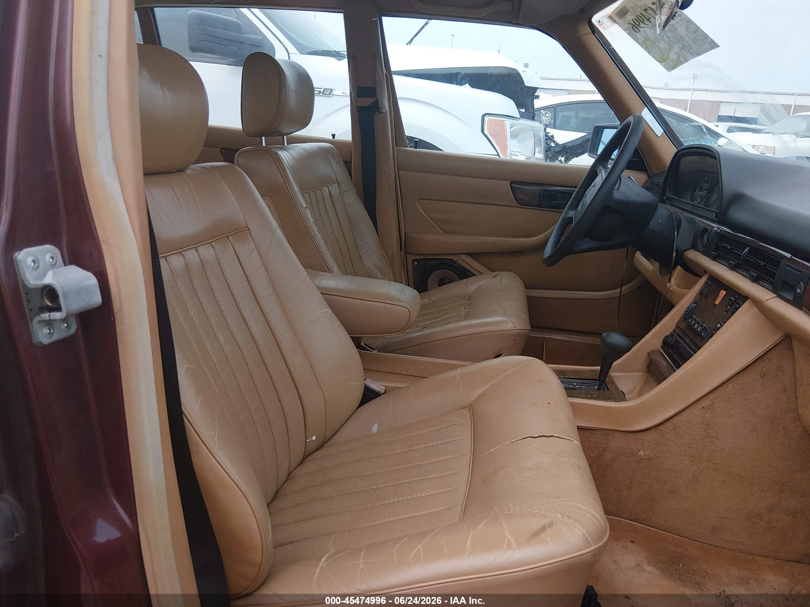 1988 Mercedes-benz 420 Sel Burgundy vin: WDBCA35D1JA405494